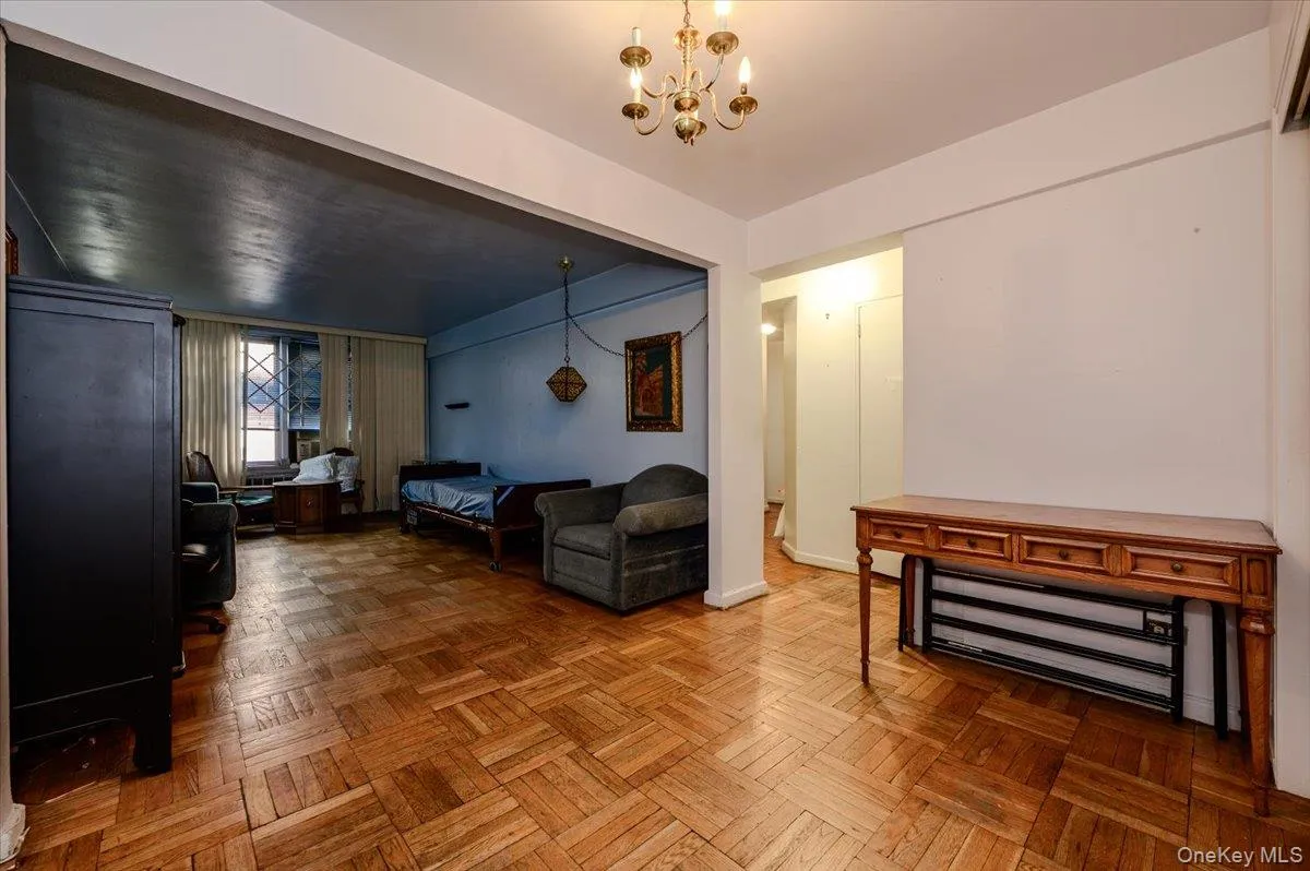 33-44 93rd Street, New York, NY, 2 Bedrooms Bedrooms, 6 Rooms Rooms,1 BathroomBathrooms,Residential,For Rent,93rd,0,1030438 33-44 93rd Street, New York, NY, 2 Bedrooms Bedrooms, 6 Rooms Rooms,1 BathroomBathrooms,Residential,For Rent,93rd,0,1030438