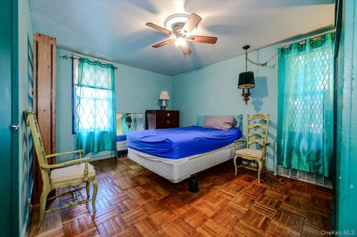 33-44 93rd Street, New York, NY, 2 Bedrooms Bedrooms, 6 Rooms Rooms,1 BathroomBathrooms,Residential,For Rent,93rd,0,1030438 33-44 93rd Street, New York, NY, 2 Bedrooms Bedrooms, 6 Rooms Rooms,1 BathroomBathrooms,Residential,For Rent,93rd,0,1030438
