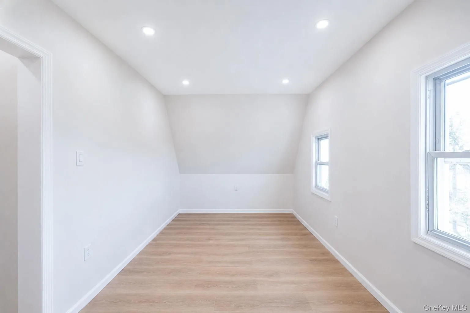 8566 151st Street, New York, NY, 1 Bedroom Bedrooms, 3 Rooms Rooms,1 BathroomBathrooms,Residential Lease,For Rent,151st,0,1030442 8566 151st Street, New York, NY, 1 Bedroom Bedrooms, 3 Rooms Rooms,1 BathroomBathrooms,Residential Lease,For Rent,151st,0,1030442