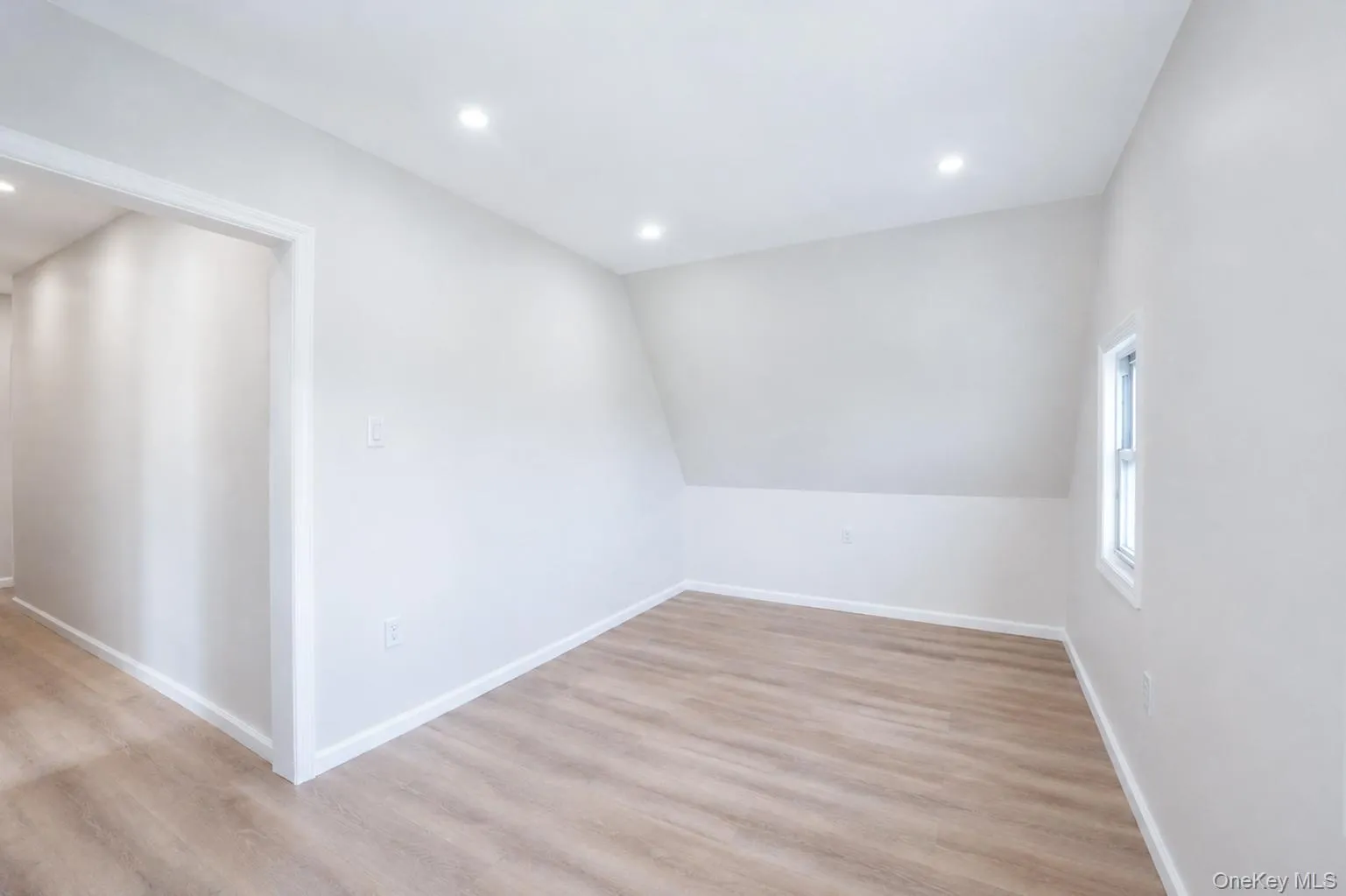 8566 151st Street, New York, NY, 1 Bedroom Bedrooms, 3 Rooms Rooms,1 BathroomBathrooms,Residential Lease,For Rent,151st,0,1030442 8566 151st Street, New York, NY, 1 Bedroom Bedrooms, 3 Rooms Rooms,1 BathroomBathrooms,Residential Lease,For Rent,151st,0,1030442