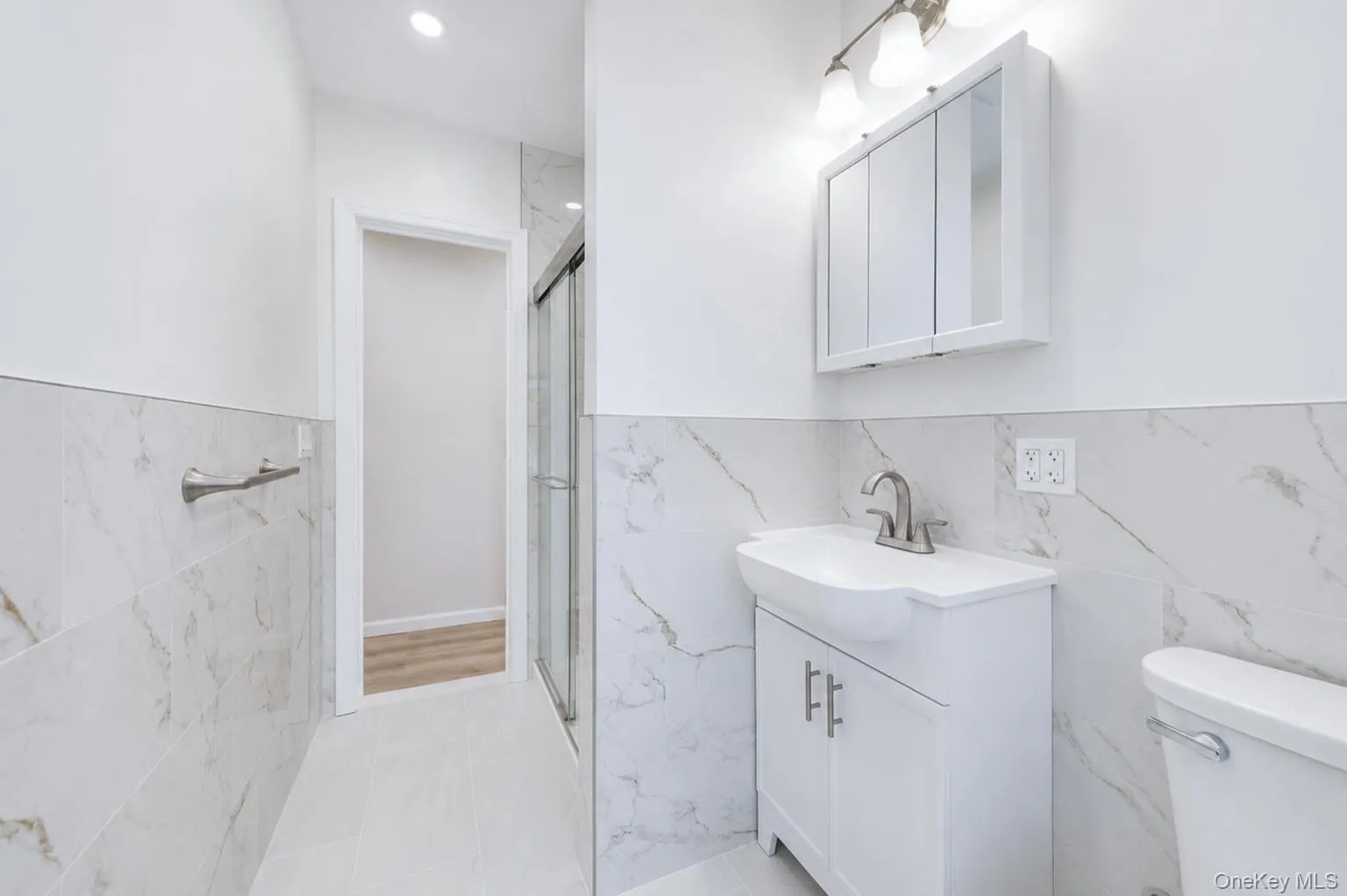8566 151st Street, New York, NY, 1 Bedroom Bedrooms, 3 Rooms Rooms,1 BathroomBathrooms,Residential Lease,For Rent,151st,0,1030442 8566 151st Street, New York, NY, 1 Bedroom Bedrooms, 3 Rooms Rooms,1 BathroomBathrooms,Residential Lease,For Rent,151st,0,1030442