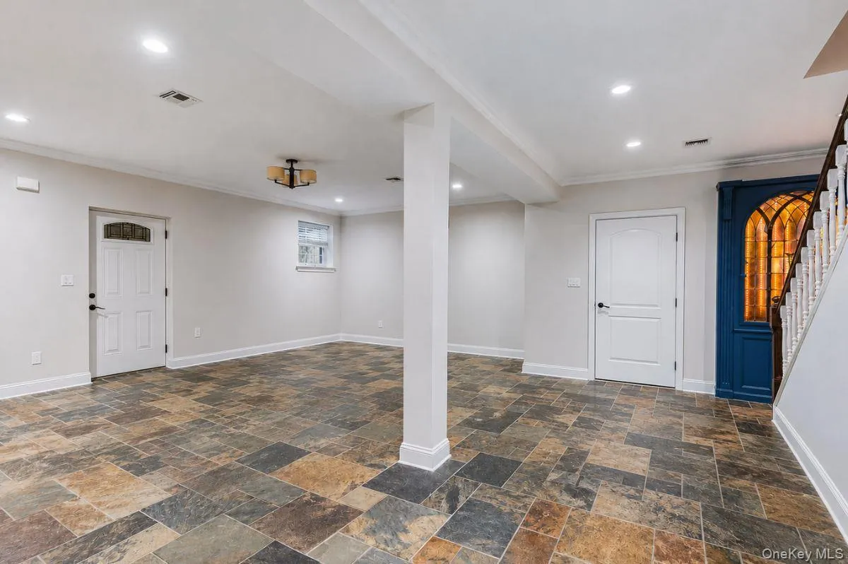 11 School Street, North Hempstead, NY, 4 Bedrooms Bedrooms, 8 Rooms Rooms,3 BathroomsBathrooms,Residential Lease,For Rent,School,0,1030452 11 School Street, North Hempstead, NY, 4 Bedrooms Bedrooms, 8 Rooms Rooms,3 BathroomsBathrooms,Residential Lease,For Rent,School,0,1030452