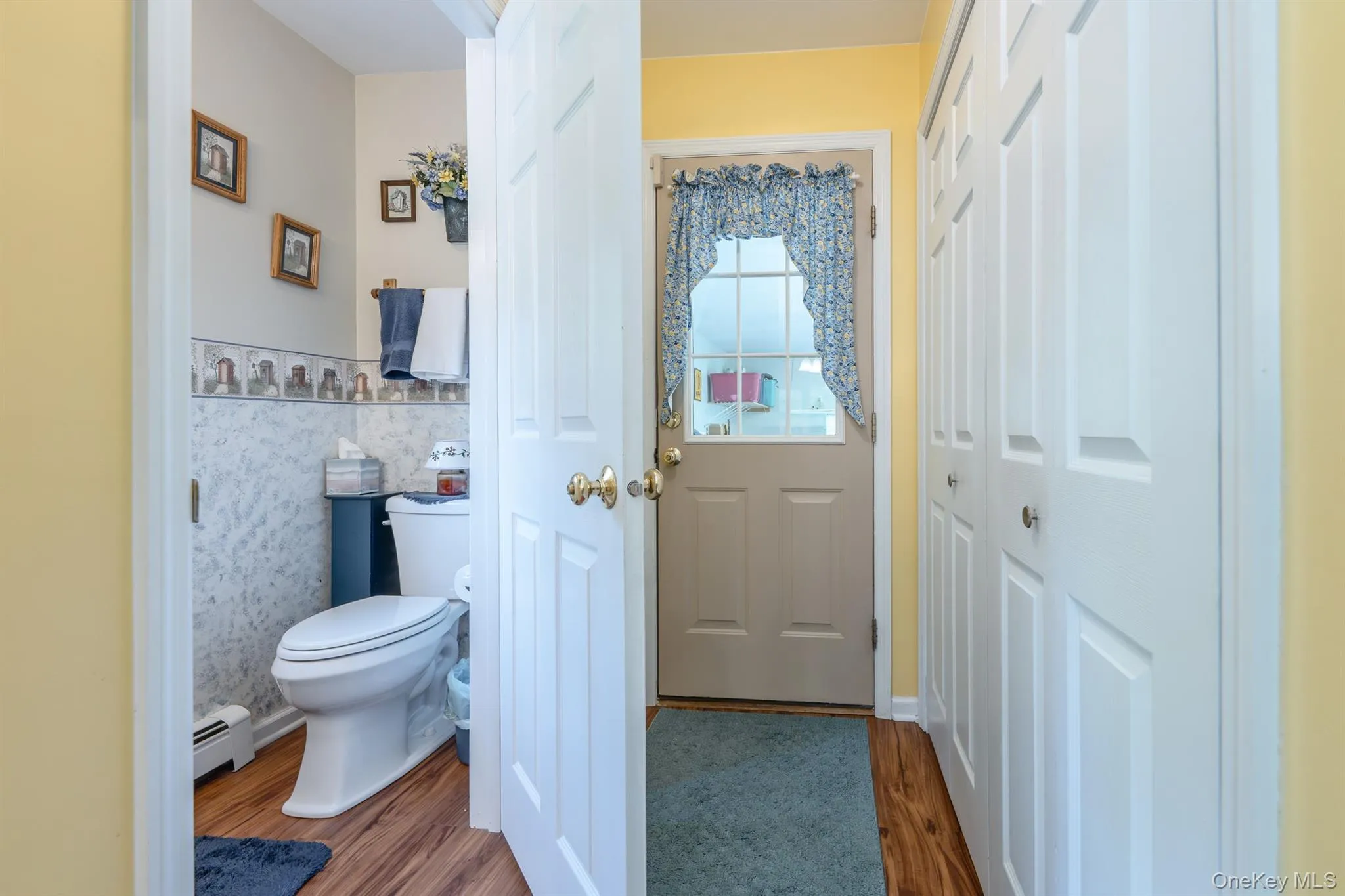 188 Rogers Street, Esopus, NY, 4 Bedrooms Bedrooms, 8 Rooms Rooms,2 BathroomsBathrooms,Residential,For Rent,Rogers,0,1030460 188 Rogers Street, Esopus, NY, 4 Bedrooms Bedrooms, 8 Rooms Rooms,2 BathroomsBathrooms,Residential,For Rent,Rogers,0,1030460