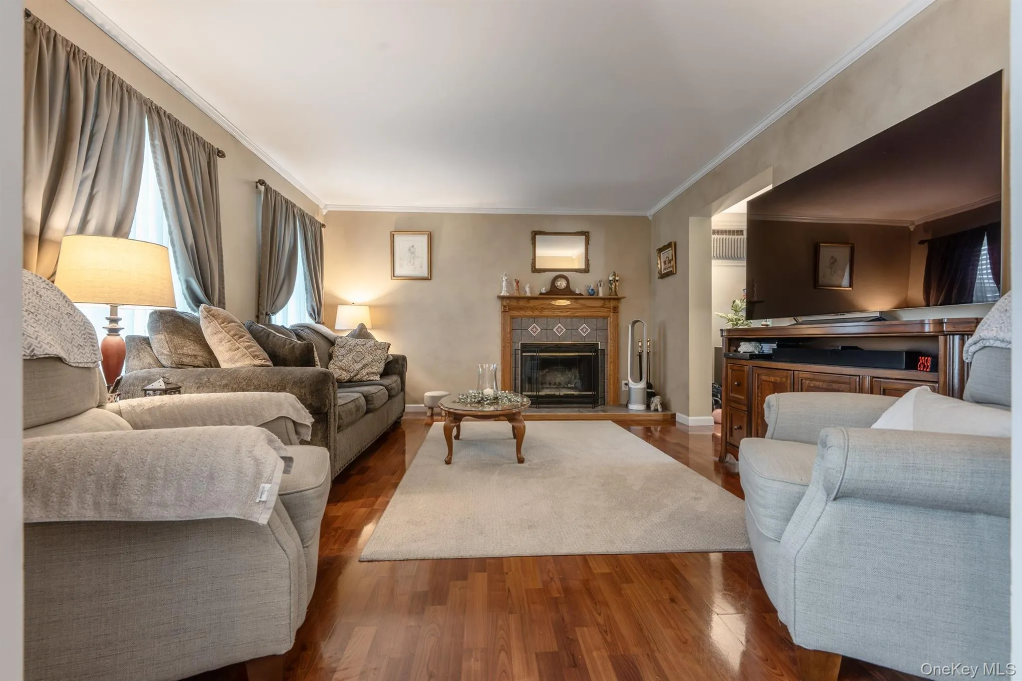 188 Rogers Street, Esopus, NY, 4 Bedrooms Bedrooms, 8 Rooms Rooms,2 BathroomsBathrooms,Residential,For Rent,Rogers,0,1030460 188 Rogers Street, Esopus, NY, 4 Bedrooms Bedrooms, 8 Rooms Rooms,2 BathroomsBathrooms,Residential,For Rent,Rogers,0,1030460