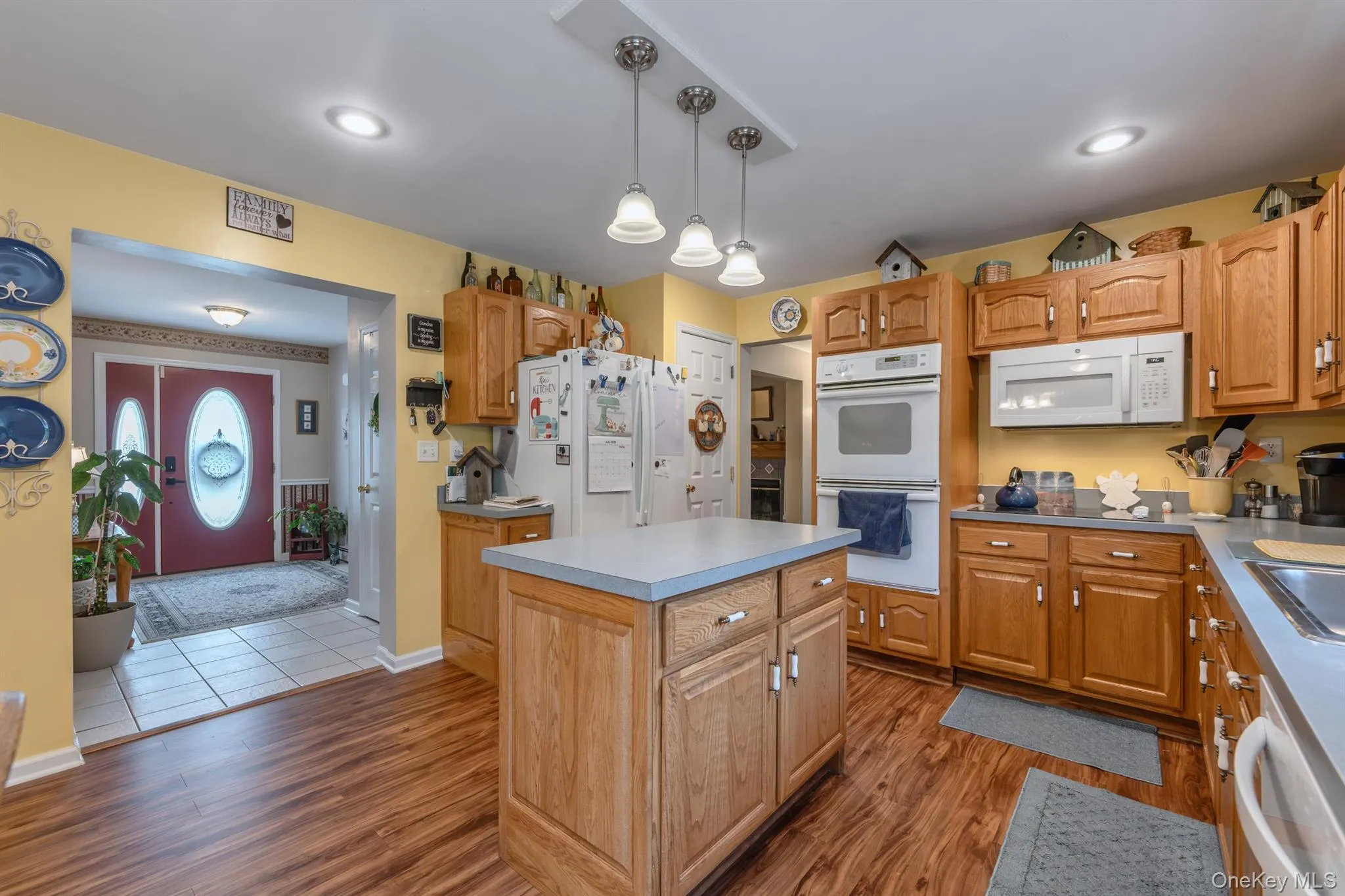 188 Rogers Street, Esopus, NY, 4 Bedrooms Bedrooms, 8 Rooms Rooms,2 BathroomsBathrooms,Residential,For Rent,Rogers,0,1030460 188 Rogers Street, Esopus, NY, 4 Bedrooms Bedrooms, 8 Rooms Rooms,2 BathroomsBathrooms,Residential,For Rent,Rogers,0,1030460