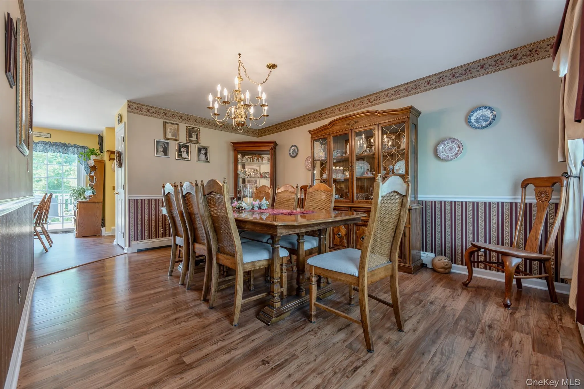 188 Rogers Street, Esopus, NY, 4 Bedrooms Bedrooms, 8 Rooms Rooms,2 BathroomsBathrooms,Residential,For Rent,Rogers,0,1030460 188 Rogers Street, Esopus, NY, 4 Bedrooms Bedrooms, 8 Rooms Rooms,2 BathroomsBathrooms,Residential,For Rent,Rogers,0,1030460