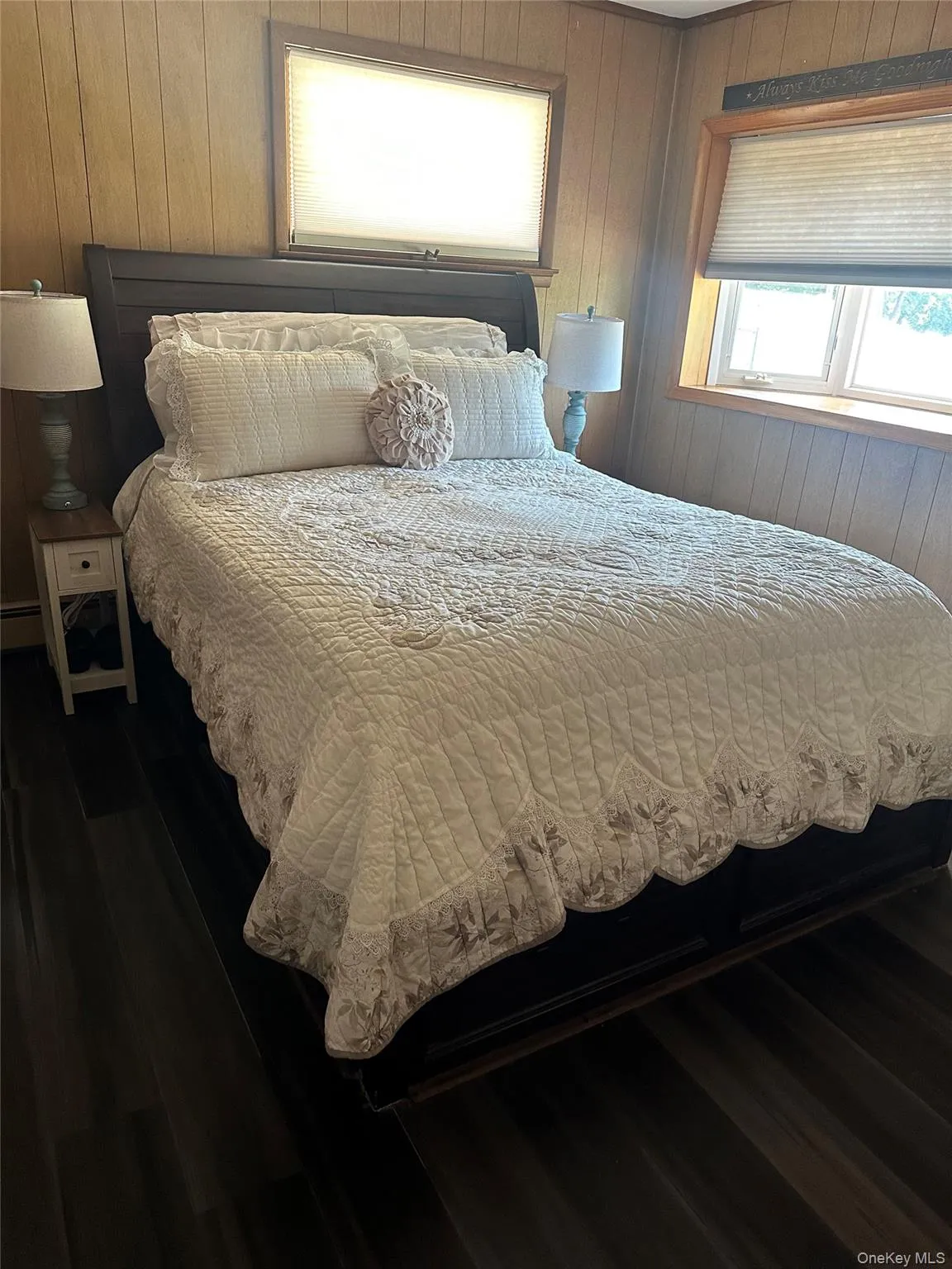 premier bedroom has 2 deep closets premier bedroom has 2 deep closets
