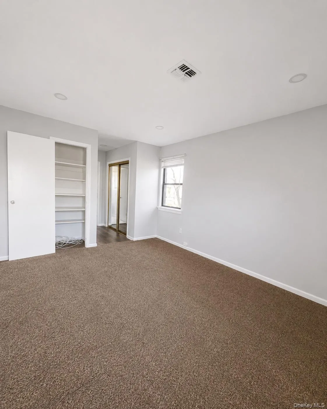 24 Milford Lane, Ramapo, NY, 2 Bedrooms Bedrooms, 5 Rooms Rooms,1 BathroomBathrooms,Residential Lease,For Rent,Milford,0,1030464 24 Milford Lane, Ramapo, NY, 2 Bedrooms Bedrooms, 5 Rooms Rooms,1 BathroomBathrooms,Residential Lease,For Rent,Milford,0,1030464