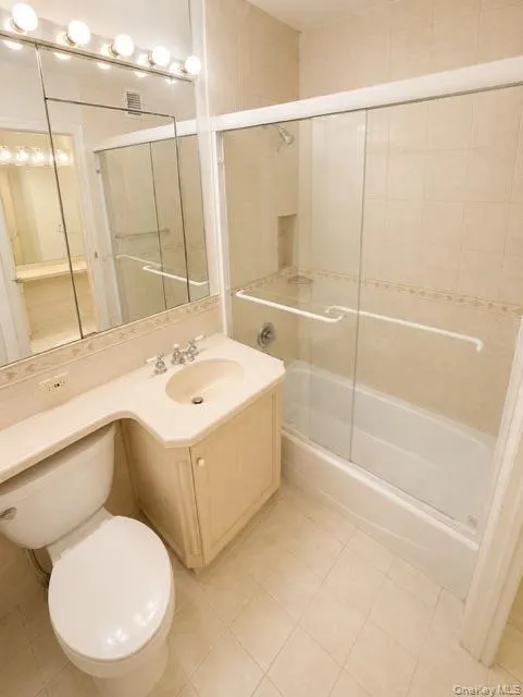 26910 Grand Central Parkway, New York, NY, 2 Bedrooms Bedrooms, 5 Rooms Rooms,2 BathroomsBathrooms,Residential,For Rent,Grand Central,0,1030472 26910 Grand Central Parkway, New York, NY, 2 Bedrooms Bedrooms, 5 Rooms Rooms,2 BathroomsBathrooms,Residential,For Rent,Grand Central,0,1030472