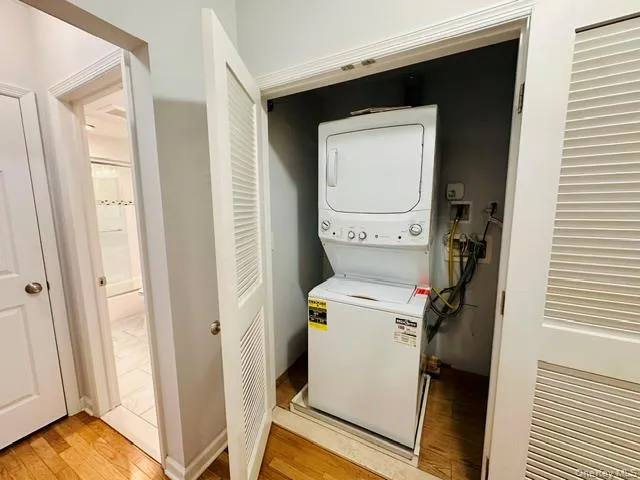 165/167 Main Street, Mount Kisco, NY, 3 Bedrooms Bedrooms, 5 Rooms Rooms,1 BathroomBathrooms,Residential Lease,For Rent,Main,0,1030474 165/167 Main Street, Mount Kisco, NY, 3 Bedrooms Bedrooms, 5 Rooms Rooms,1 BathroomBathrooms,Residential Lease,For Rent,Main,0,1030474