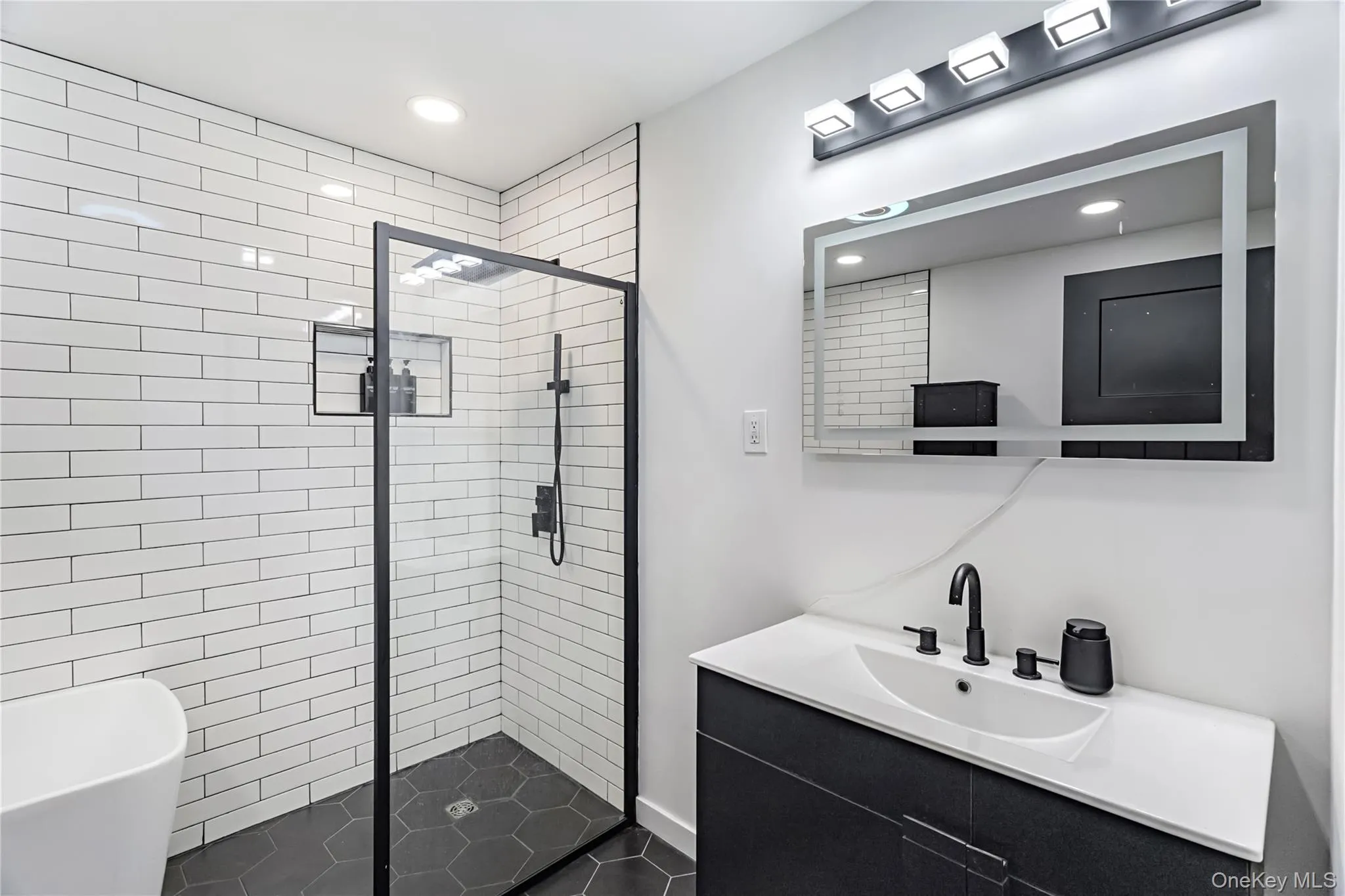 9 Catalpa Road, Newburgh (town), NY, 3 Bedrooms Bedrooms, 6 Rooms Rooms,1 BathroomBathrooms,Residential,For Rent,Catalpa,0,1030480 9 Catalpa Road, Newburgh (town), NY, 3 Bedrooms Bedrooms, 6 Rooms Rooms,1 BathroomBathrooms,Residential,For Rent,Catalpa,0,1030480
