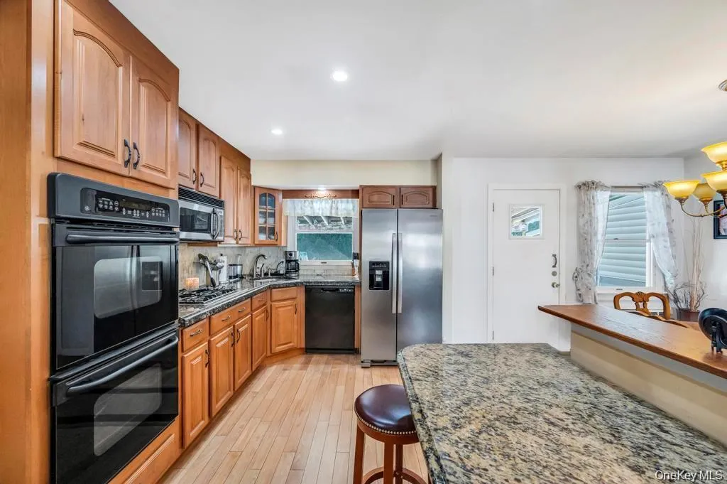 4 Adams Street, Oyster Bay, NY, 3 Bedrooms Bedrooms, 9 Rooms Rooms,2 BathroomsBathrooms,Residential,For Rent,Adams,0,1030482 4 Adams Street, Oyster Bay, NY, 3 Bedrooms Bedrooms, 9 Rooms Rooms,2 BathroomsBathrooms,Residential,For Rent,Adams,0,1030482