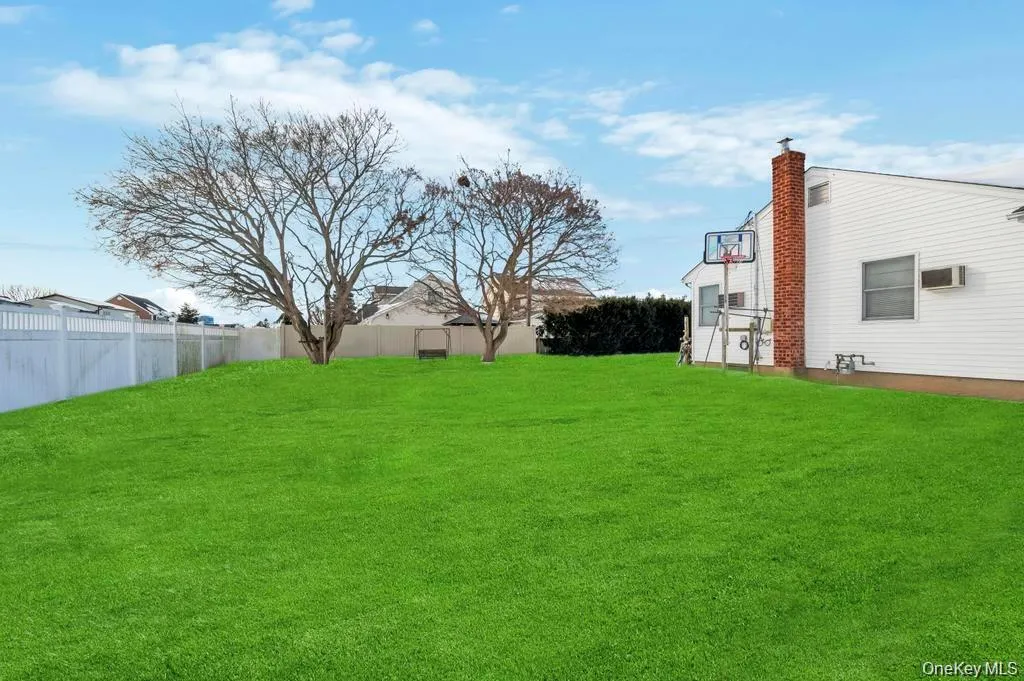 4 Adams Street, Oyster Bay, NY, 3 Bedrooms Bedrooms, 9 Rooms Rooms,2 BathroomsBathrooms,Residential,For Rent,Adams,0,1030482 4 Adams Street, Oyster Bay, NY, 3 Bedrooms Bedrooms, 9 Rooms Rooms,2 BathroomsBathrooms,Residential,For Rent,Adams,0,1030482