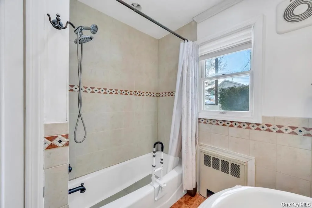 4 Adams Street, Oyster Bay, NY, 3 Bedrooms Bedrooms, 9 Rooms Rooms,2 BathroomsBathrooms,Residential,For Rent,Adams,0,1030482 4 Adams Street, Oyster Bay, NY, 3 Bedrooms Bedrooms, 9 Rooms Rooms,2 BathroomsBathrooms,Residential,For Rent,Adams,0,1030482