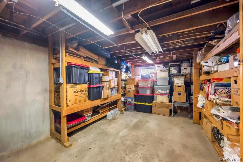 4 Adams Street, Oyster Bay, NY, 3 Bedrooms Bedrooms, 9 Rooms Rooms,2 BathroomsBathrooms,Residential,For Rent,Adams,0,1030482 4 Adams Street, Oyster Bay, NY, 3 Bedrooms Bedrooms, 9 Rooms Rooms,2 BathroomsBathrooms,Residential,For Rent,Adams,0,1030482
