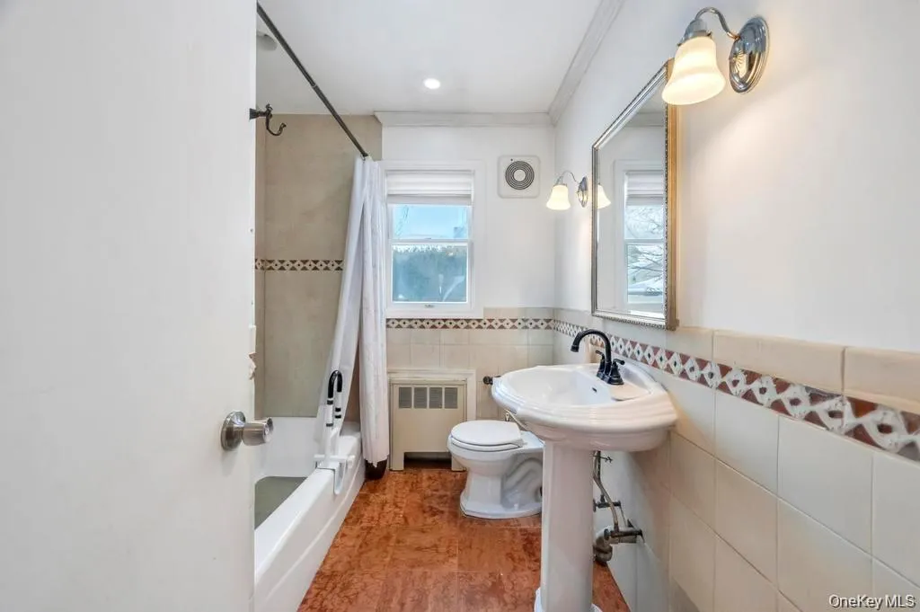 4 Adams Street, Oyster Bay, NY, 3 Bedrooms Bedrooms, 9 Rooms Rooms,2 BathroomsBathrooms,Residential,For Rent,Adams,0,1030482 4 Adams Street, Oyster Bay, NY, 3 Bedrooms Bedrooms, 9 Rooms Rooms,2 BathroomsBathrooms,Residential,For Rent,Adams,0,1030482
