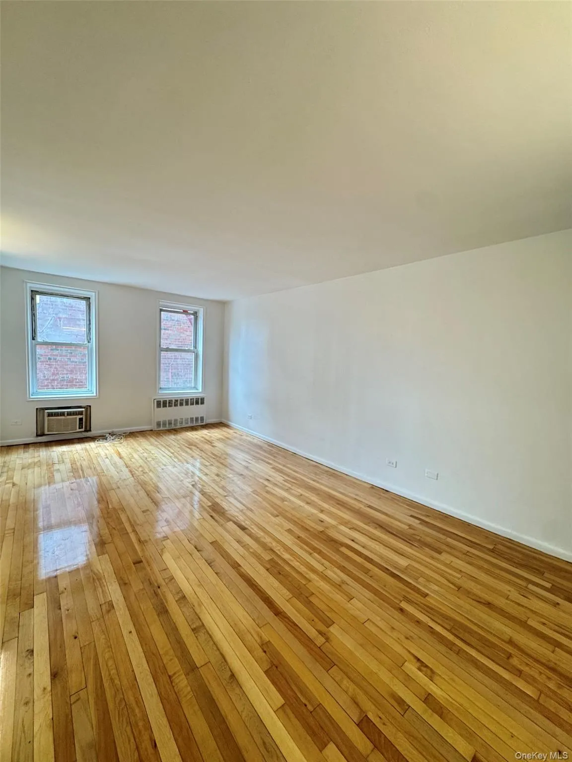 142-20 41st Ave, New York, NY, 3 Rooms Rooms,1 BathroomBathrooms,Residential,For Rent,41st Ave,0,1030490 142-20 41st Ave, New York, NY, 3 Rooms Rooms,1 BathroomBathrooms,Residential,For Rent,41st Ave,0,1030490
