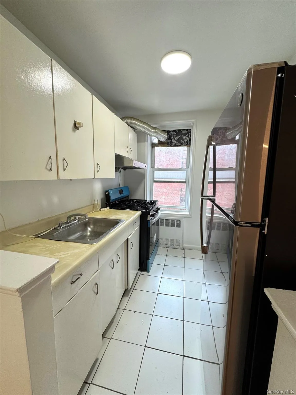 142-20 41st Ave, New York, NY, 3 Rooms Rooms,1 BathroomBathrooms,Residential,For Rent,41st Ave,0,1030490 142-20 41st Ave, New York, NY, 3 Rooms Rooms,1 BathroomBathrooms,Residential,For Rent,41st Ave,0,1030490