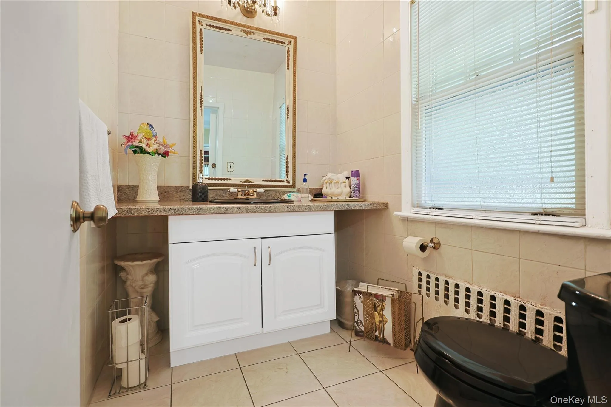 14 Clover Drive, North Hempstead, NY, 4 Bedrooms Bedrooms, 10 Rooms Rooms,2 BathroomsBathrooms,Residential,For Rent,Clover,0,1030494 14 Clover Drive, North Hempstead, NY, 4 Bedrooms Bedrooms, 10 Rooms Rooms,2 BathroomsBathrooms,Residential,For Rent,Clover,0,1030494