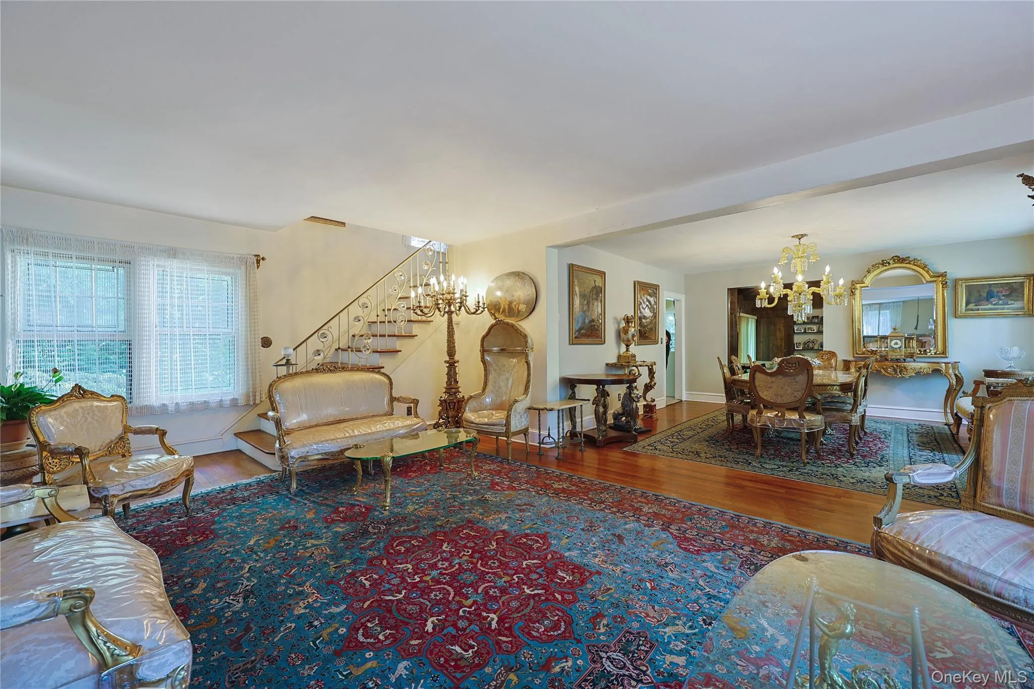 14 Clover Drive, North Hempstead, NY, 4 Bedrooms Bedrooms, 10 Rooms Rooms,2 BathroomsBathrooms,Residential,For Rent,Clover,0,1030494 14 Clover Drive, North Hempstead, NY, 4 Bedrooms Bedrooms, 10 Rooms Rooms,2 BathroomsBathrooms,Residential,For Rent,Clover,0,1030494