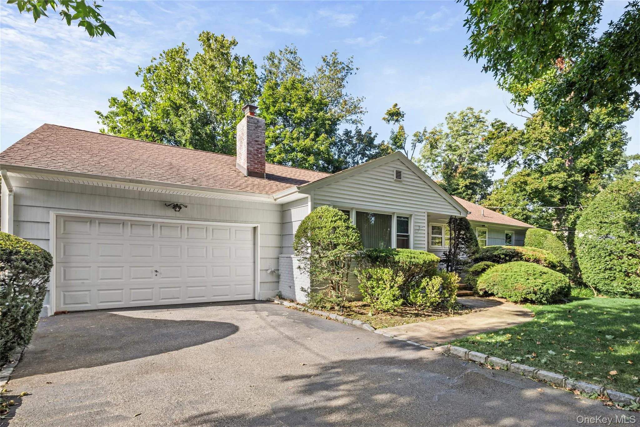 14 Sunview Drive, Glen Cove, NY, 3 Bedrooms Bedrooms, 7 Rooms Rooms,2 BathroomsBathrooms,Residential,For Rent,Sunview,0,1030496 14 Sunview Drive, Glen Cove, NY, 3 Bedrooms Bedrooms, 7 Rooms Rooms,2 BathroomsBathrooms,Residential,For Rent,Sunview,0,1030496