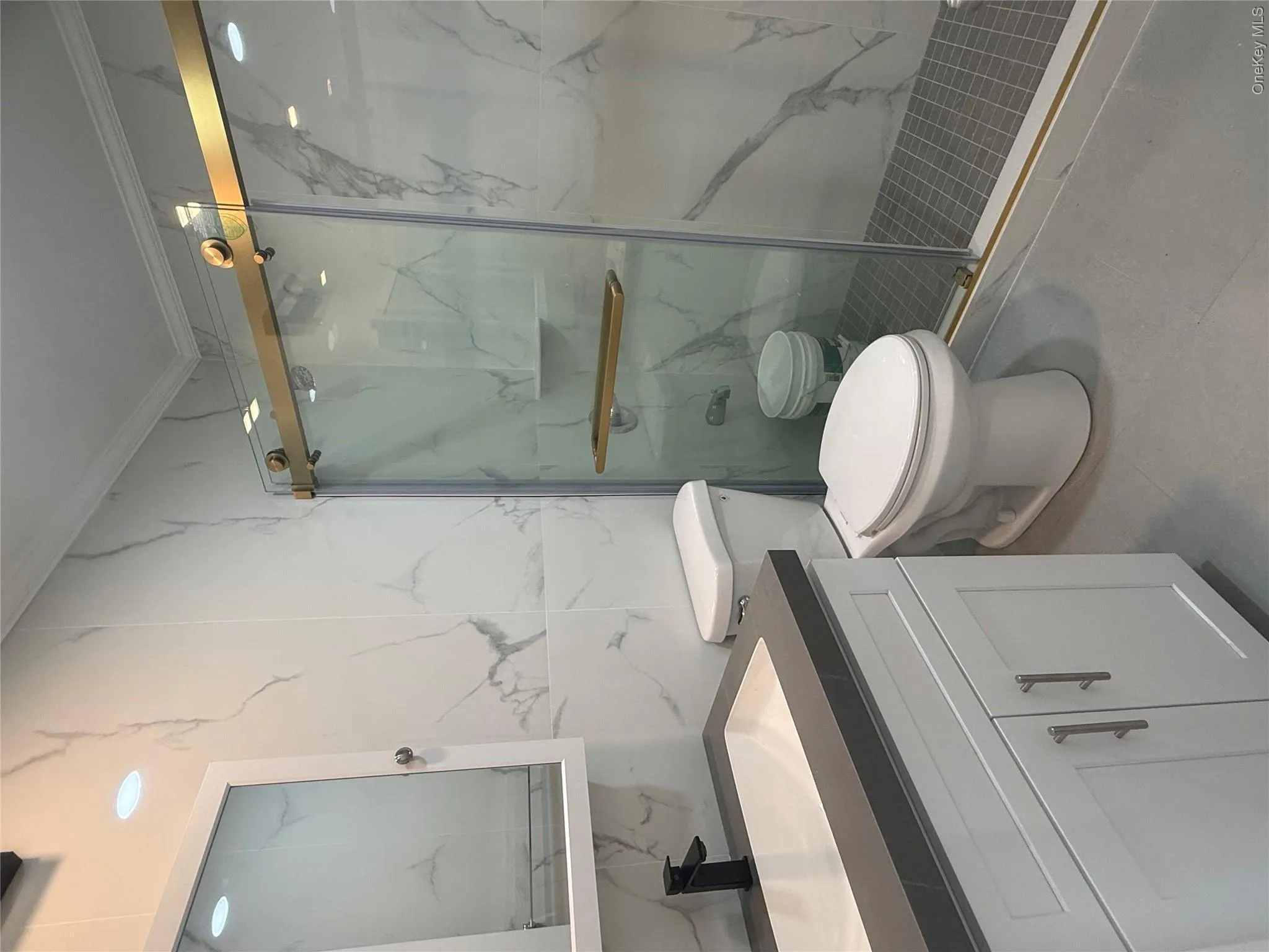 11109 62nd Drive, New York, NY, 3 Bedrooms Bedrooms, 5 Rooms Rooms,1 BathroomBathrooms,Residential Lease,For Rent,62nd,0,1030498 11109 62nd Drive, New York, NY, 3 Bedrooms Bedrooms, 5 Rooms Rooms,1 BathroomBathrooms,Residential Lease,For Rent,62nd,0,1030498