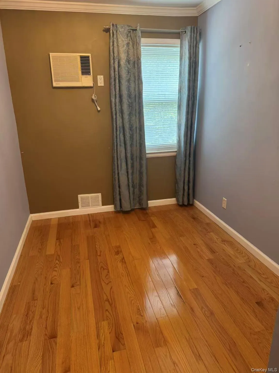 6730 215th Street, New York, NY, 3 Bedrooms Bedrooms, 7 Rooms Rooms,1 BathroomBathrooms,Residential,For Rent,215th,0,1030510 6730 215th Street, New York, NY, 3 Bedrooms Bedrooms, 7 Rooms Rooms,1 BathroomBathrooms,Residential,For Rent,215th,0,1030510