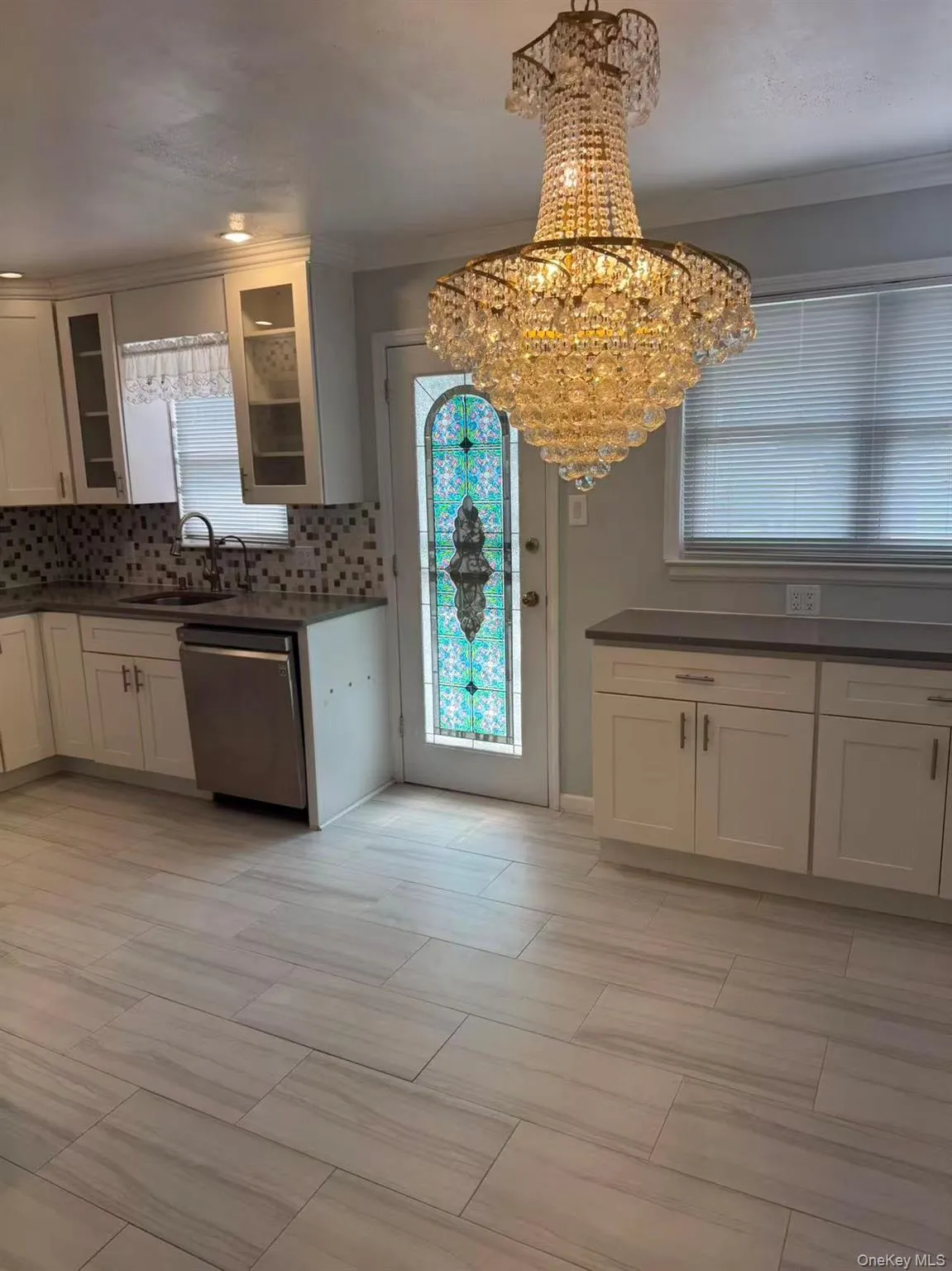 6730 215th Street, New York, NY, 3 Bedrooms Bedrooms, 7 Rooms Rooms,1 BathroomBathrooms,Residential,For Rent,215th,0,1030510 6730 215th Street, New York, NY, 3 Bedrooms Bedrooms, 7 Rooms Rooms,1 BathroomBathrooms,Residential,For Rent,215th,0,1030510