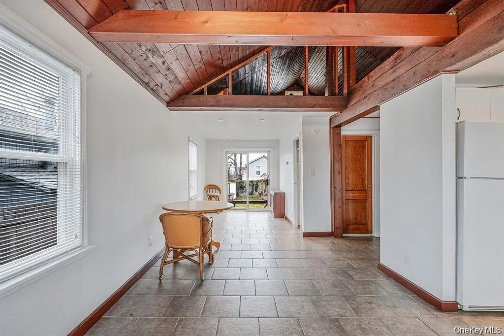 8 Eastern concourse, Babylon, NY, 1 Bedroom Bedrooms, 4 Rooms Rooms,1 BathroomBathrooms,Residential,For Rent,Eastern concourse,0,1030515 8 Eastern concourse, Babylon, NY, 1 Bedroom Bedrooms, 4 Rooms Rooms,1 BathroomBathrooms,Residential,For Rent,Eastern concourse,0,1030515