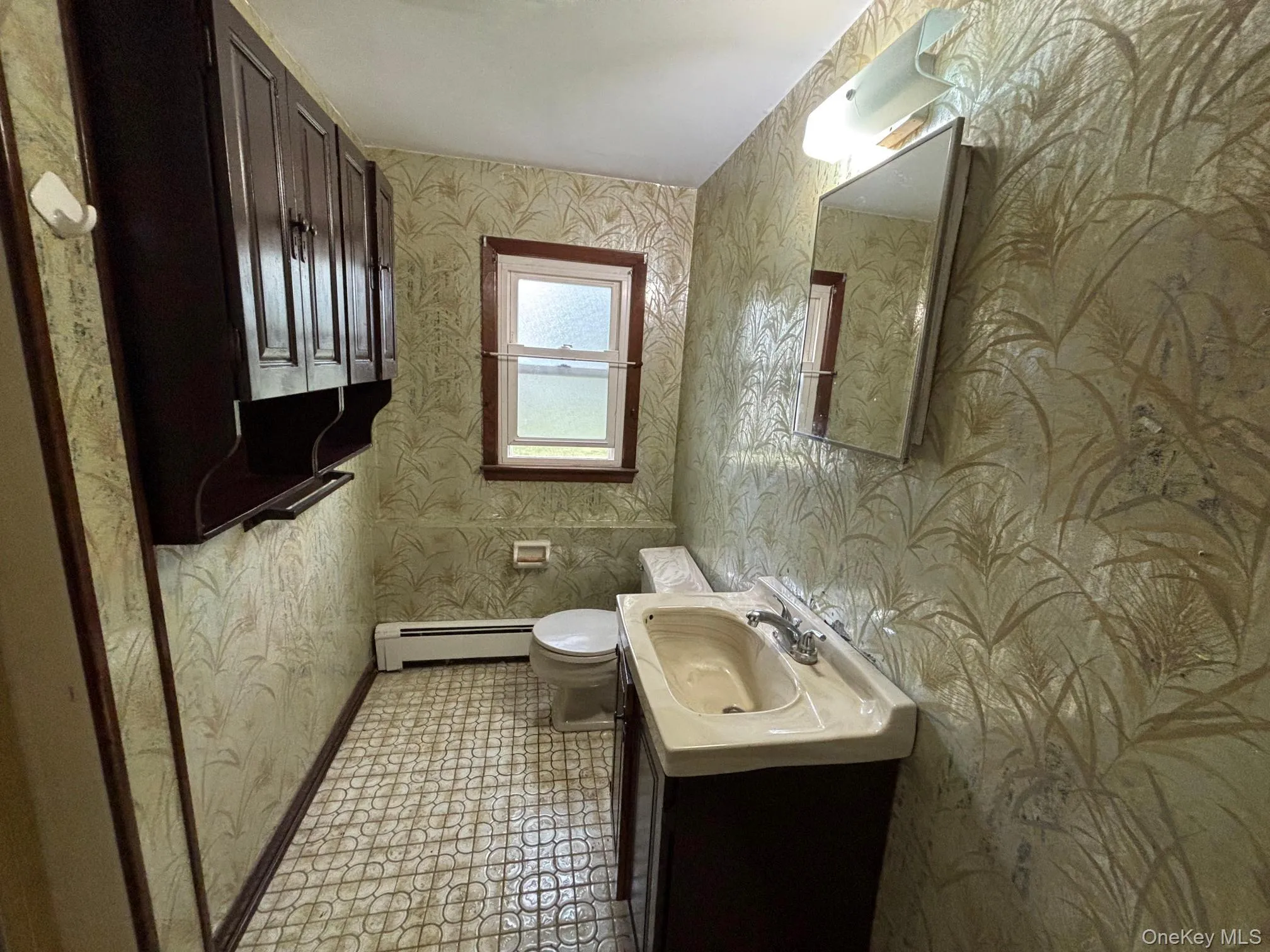 198 Cardean Place, Orangetown, NY, 4 Bedrooms Bedrooms, 9 Rooms Rooms,2 BathroomsBathrooms,Residential,For Rent,Cardean,0,1030516 198 Cardean Place, Orangetown, NY, 4 Bedrooms Bedrooms, 9 Rooms Rooms,2 BathroomsBathrooms,Residential,For Rent,Cardean,0,1030516