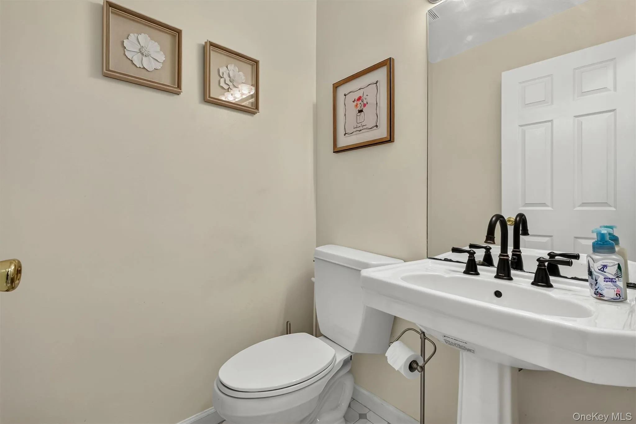 62 Meadowbrook Court, Patterson, NY, 3 Bedrooms Bedrooms, 9 Rooms Rooms,2 BathroomsBathrooms,Residential,For Rent,Meadowbrook,0,1030520 62 Meadowbrook Court, Patterson, NY, 3 Bedrooms Bedrooms, 9 Rooms Rooms,2 BathroomsBathrooms,Residential,For Rent,Meadowbrook,0,1030520