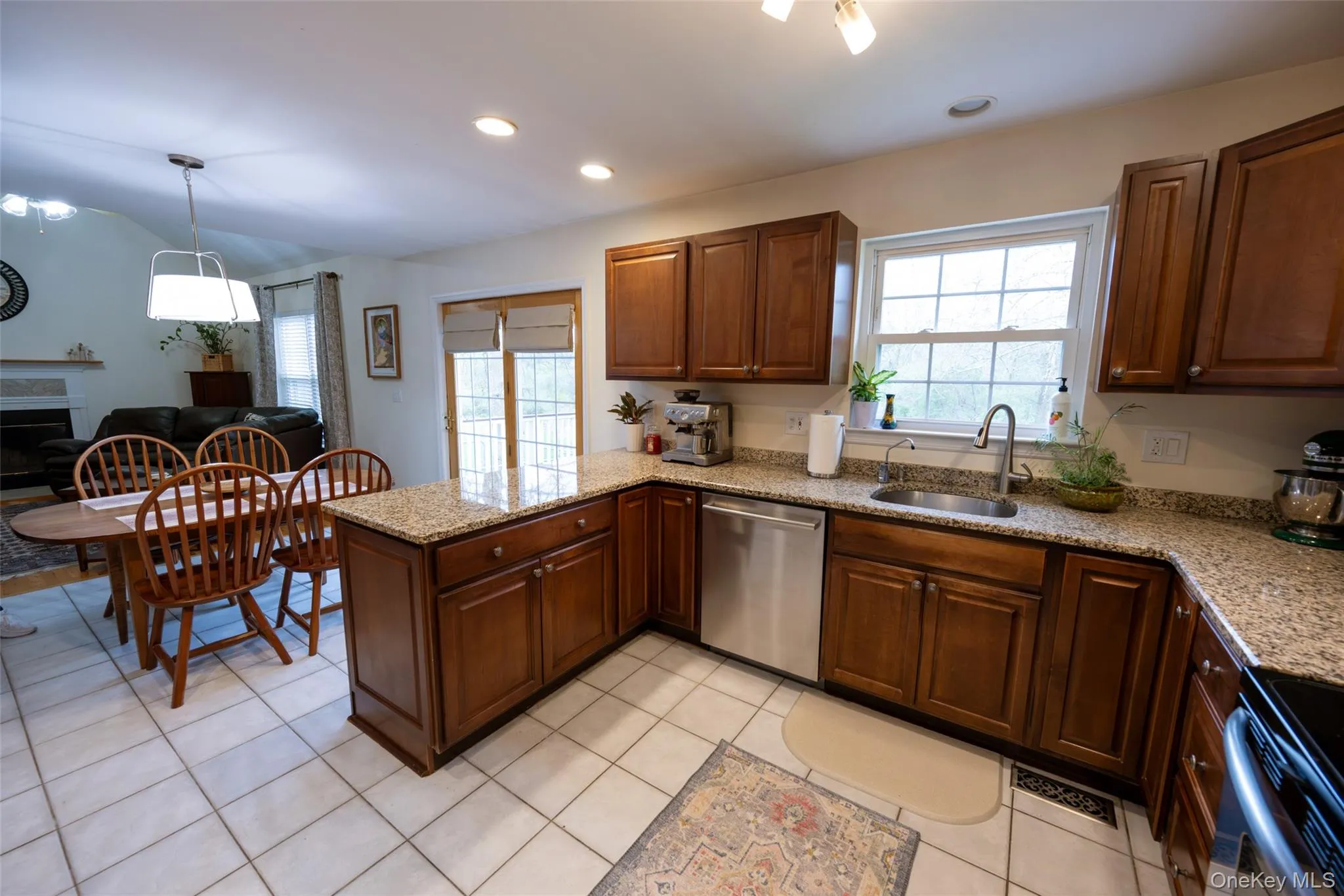 62 Meadowbrook Court, Patterson, NY, 3 Bedrooms Bedrooms, 9 Rooms Rooms,2 BathroomsBathrooms,Residential,For Rent,Meadowbrook,0,1030520 62 Meadowbrook Court, Patterson, NY, 3 Bedrooms Bedrooms, 9 Rooms Rooms,2 BathroomsBathrooms,Residential,For Rent,Meadowbrook,0,1030520