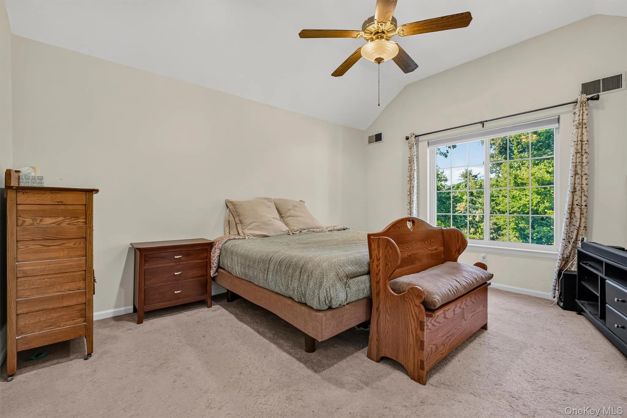 62 Meadowbrook Court, Patterson, NY, 3 Bedrooms Bedrooms, 9 Rooms Rooms,2 BathroomsBathrooms,Residential,For Rent,Meadowbrook,0,1030520 62 Meadowbrook Court, Patterson, NY, 3 Bedrooms Bedrooms, 9 Rooms Rooms,2 BathroomsBathrooms,Residential,For Rent,Meadowbrook,0,1030520