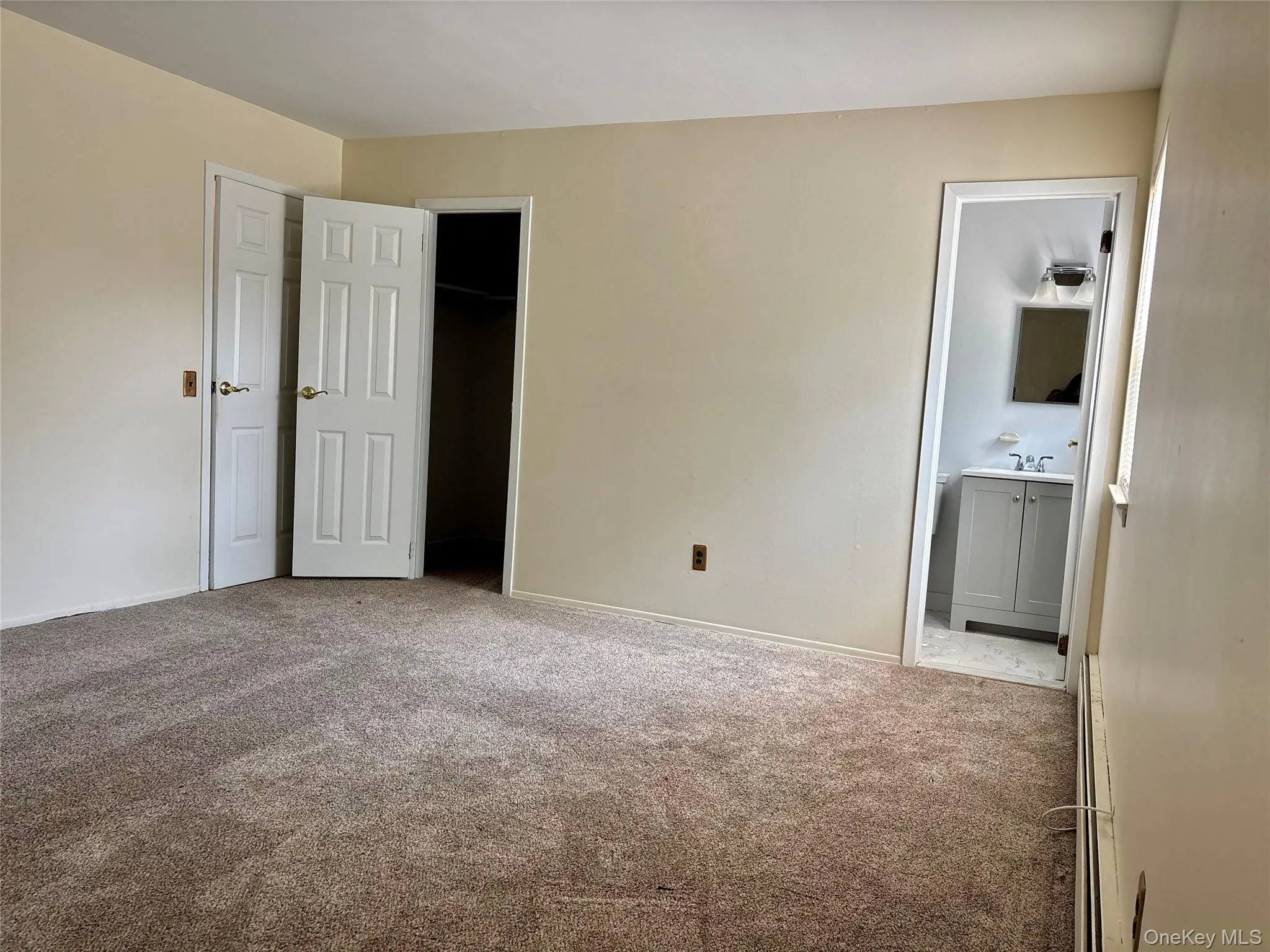 17 Alex Lane, Glen Cove, NY, 3 Bedrooms Bedrooms, 7 Rooms Rooms,2 BathroomsBathrooms,Residential Lease,For Rent,Alex,0,1030524 17 Alex Lane, Glen Cove, NY, 3 Bedrooms Bedrooms, 7 Rooms Rooms,2 BathroomsBathrooms,Residential Lease,For Rent,Alex,0,1030524
