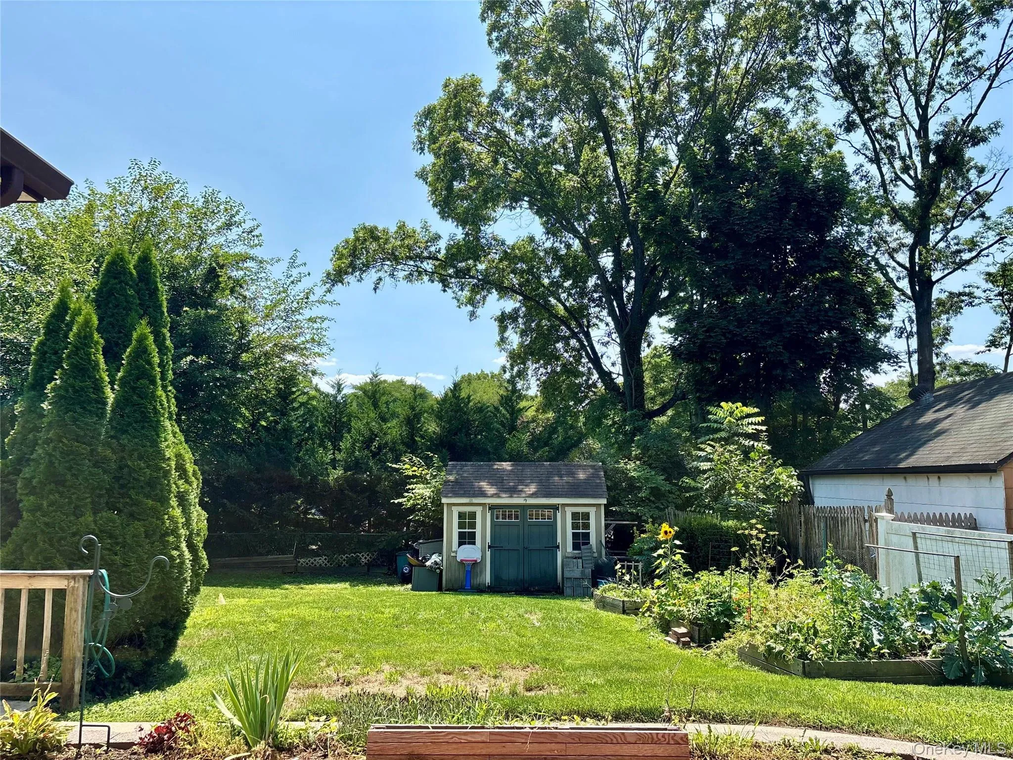 17 Alex Lane, Glen Cove, NY, 3 Bedrooms Bedrooms, 7 Rooms Rooms,2 BathroomsBathrooms,Residential Lease,For Rent,Alex,0,1030524 17 Alex Lane, Glen Cove, NY, 3 Bedrooms Bedrooms, 7 Rooms Rooms,2 BathroomsBathrooms,Residential Lease,For Rent,Alex,0,1030524