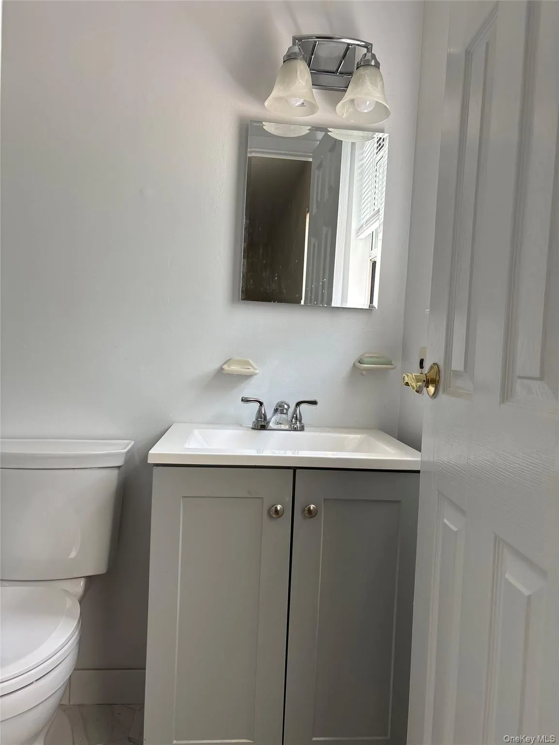 17 Alex Lane, Glen Cove, NY, 3 Bedrooms Bedrooms, 7 Rooms Rooms,2 BathroomsBathrooms,Residential Lease,For Rent,Alex,0,1030524 17 Alex Lane, Glen Cove, NY, 3 Bedrooms Bedrooms, 7 Rooms Rooms,2 BathroomsBathrooms,Residential Lease,For Rent,Alex,0,1030524
