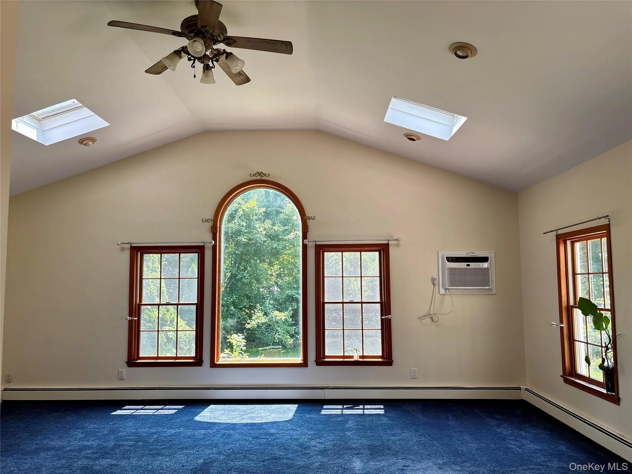 17 Alex Lane, Glen Cove, NY, 3 Bedrooms Bedrooms, 7 Rooms Rooms,2 BathroomsBathrooms,Residential Lease,For Rent,Alex,0,1030524 17 Alex Lane, Glen Cove, NY, 3 Bedrooms Bedrooms, 7 Rooms Rooms,2 BathroomsBathrooms,Residential Lease,For Rent,Alex,0,1030524