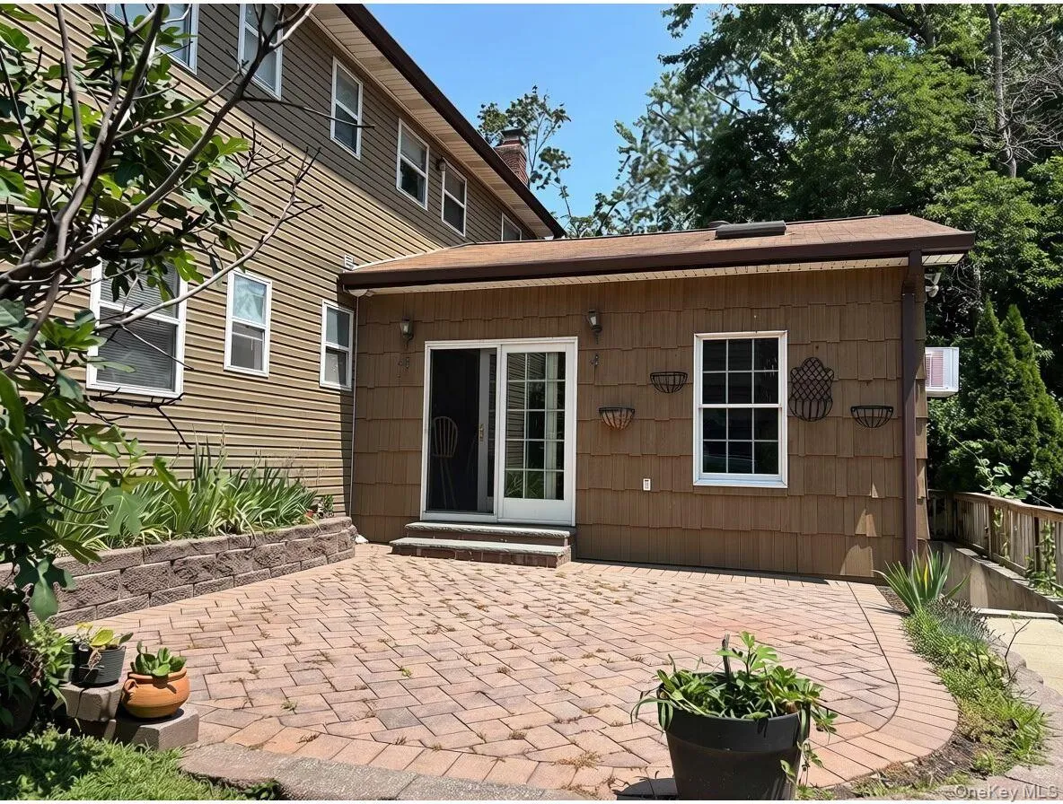 17 Alex Lane, Glen Cove, NY, 3 Bedrooms Bedrooms, 7 Rooms Rooms,2 BathroomsBathrooms,Residential Lease,For Rent,Alex,0,1030524 17 Alex Lane, Glen Cove, NY, 3 Bedrooms Bedrooms, 7 Rooms Rooms,2 BathroomsBathrooms,Residential Lease,For Rent,Alex,0,1030524
