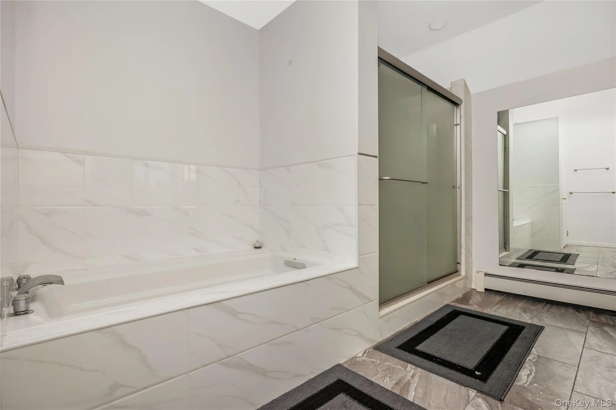 6 Village Drive, Oyster Bay, NY, 5 Bedrooms Bedrooms, 7 Rooms Rooms,3 BathroomsBathrooms,Residential,For Rent,Village,0,1030525 6 Village Drive, Oyster Bay, NY, 5 Bedrooms Bedrooms, 7 Rooms Rooms,3 BathroomsBathrooms,Residential,For Rent,Village,0,1030525