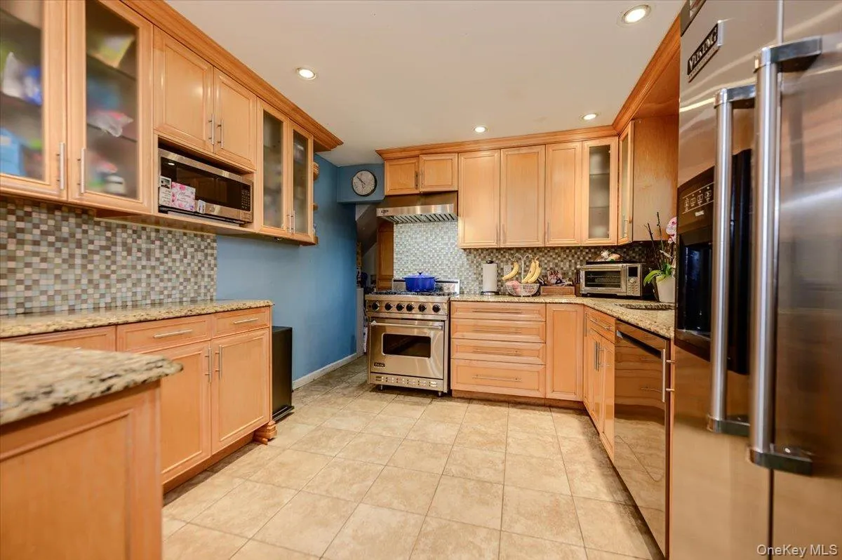 1497 Park Street, Hempstead, NY, 5 Bedrooms Bedrooms, 9 Rooms Rooms,3 BathroomsBathrooms,Residential,For Rent,Park,0,1030530 1497 Park Street, Hempstead, NY, 5 Bedrooms Bedrooms, 9 Rooms Rooms,3 BathroomsBathrooms,Residential,For Rent,Park,0,1030530