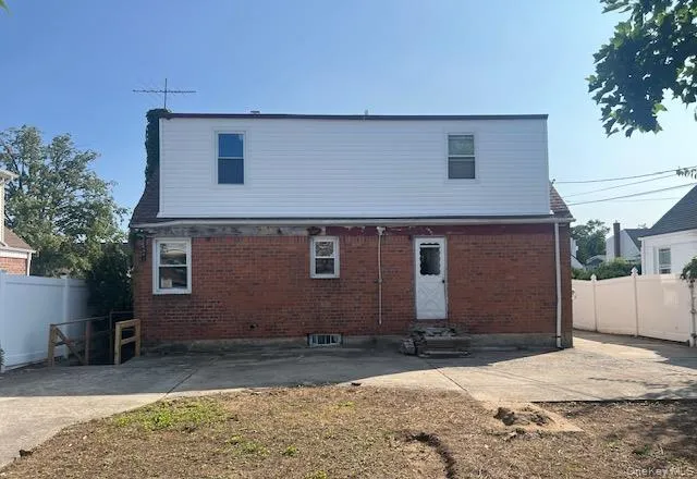 28 Monaco Avenue, Hempstead, NY, 4 Bedrooms Bedrooms, 6 Rooms Rooms,2 BathroomsBathrooms,Residential,For Rent,Monaco,0,1030532 28 Monaco Avenue, Hempstead, NY, 4 Bedrooms Bedrooms, 6 Rooms Rooms,2 BathroomsBathrooms,Residential,For Rent,Monaco,0,1030532
