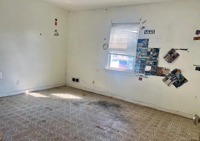 28 Monaco Avenue, Hempstead, NY, 4 Bedrooms Bedrooms, 6 Rooms Rooms,2 BathroomsBathrooms,Residential,For Rent,Monaco,0,1030532 28 Monaco Avenue, Hempstead, NY, 4 Bedrooms Bedrooms, 6 Rooms Rooms,2 BathroomsBathrooms,Residential,For Rent,Monaco,0,1030532