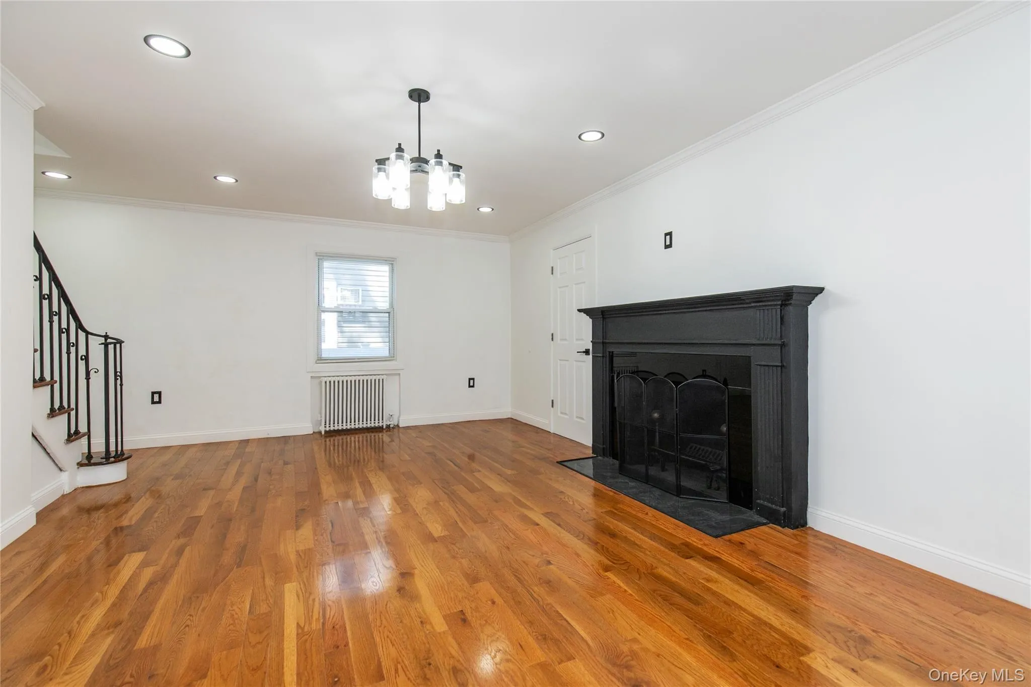 329 Euclid Street, Hempstead, NY, 5 Bedrooms Bedrooms, 9 Rooms Rooms,1 BathroomBathrooms,Residential,For Rent,Euclid,0,1030535 329 Euclid Street, Hempstead, NY, 5 Bedrooms Bedrooms, 9 Rooms Rooms,1 BathroomBathrooms,Residential,For Rent,Euclid,0,1030535