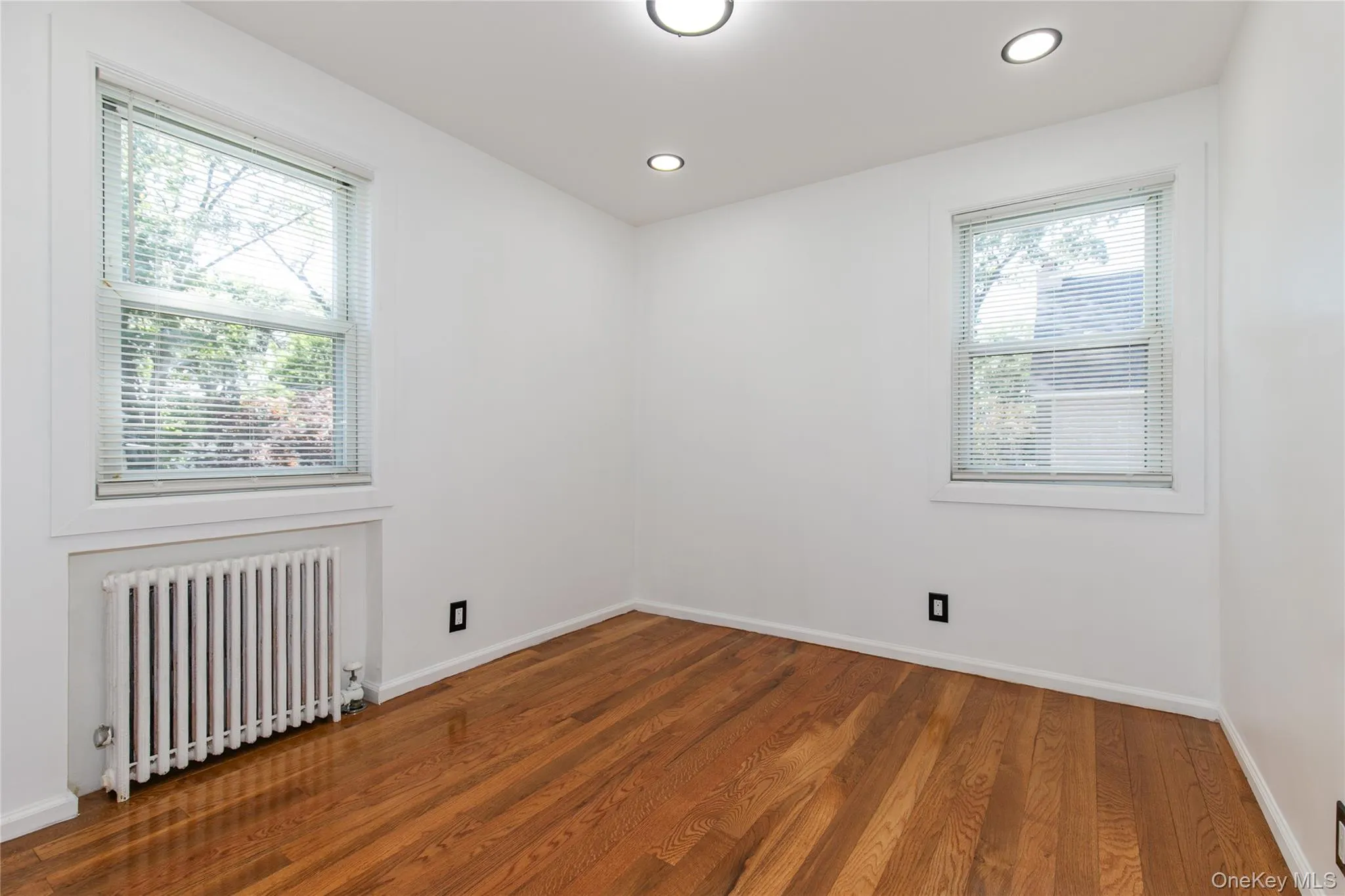 329 Euclid Street, Hempstead, NY, 5 Bedrooms Bedrooms, 9 Rooms Rooms,1 BathroomBathrooms,Residential,For Rent,Euclid,0,1030535 329 Euclid Street, Hempstead, NY, 5 Bedrooms Bedrooms, 9 Rooms Rooms,1 BathroomBathrooms,Residential,For Rent,Euclid,0,1030535