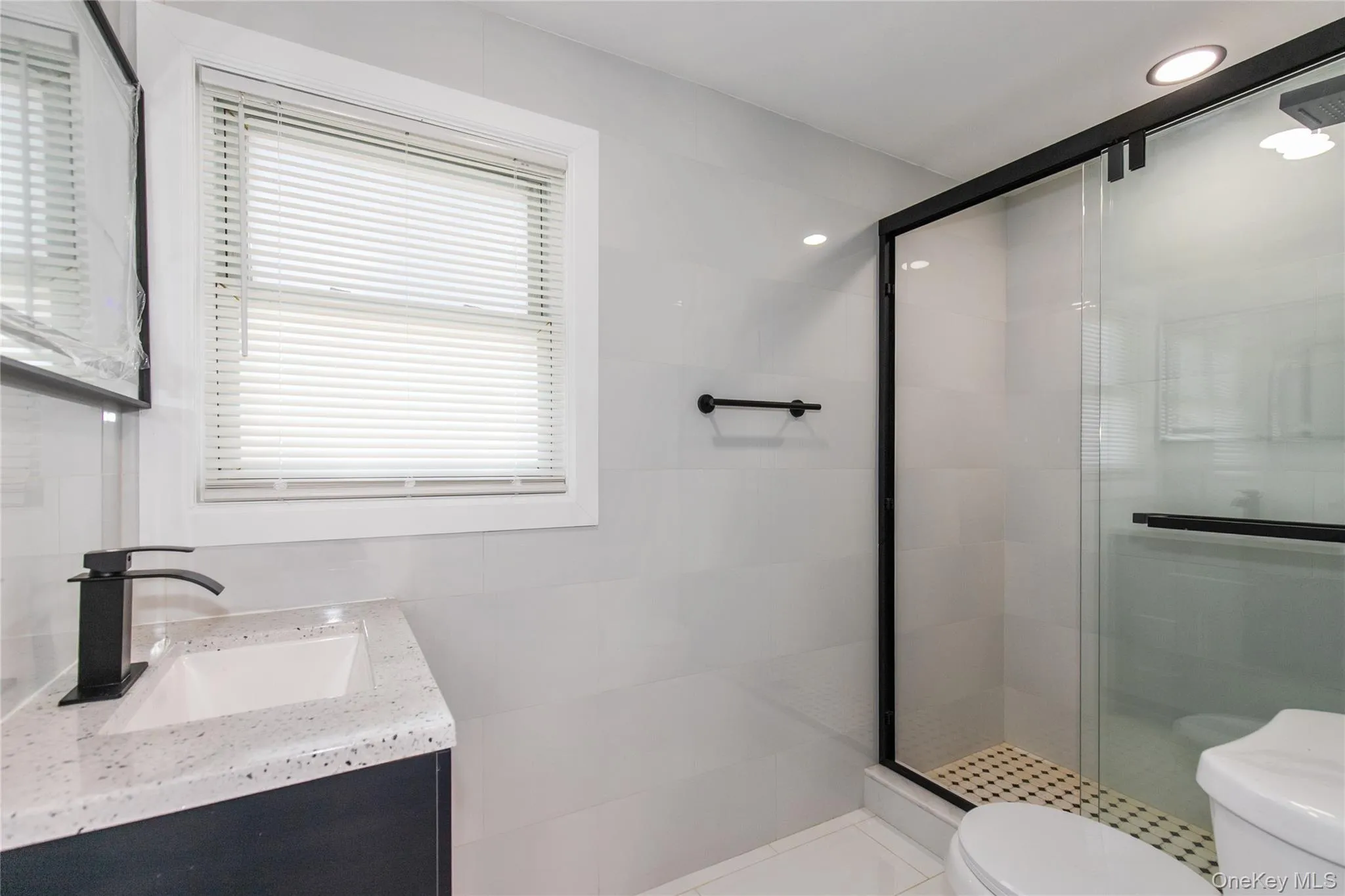 329 Euclid Street, Hempstead, NY, 5 Bedrooms Bedrooms, 9 Rooms Rooms,1 BathroomBathrooms,Residential,For Rent,Euclid,0,1030535 329 Euclid Street, Hempstead, NY, 5 Bedrooms Bedrooms, 9 Rooms Rooms,1 BathroomBathrooms,Residential,For Rent,Euclid,0,1030535