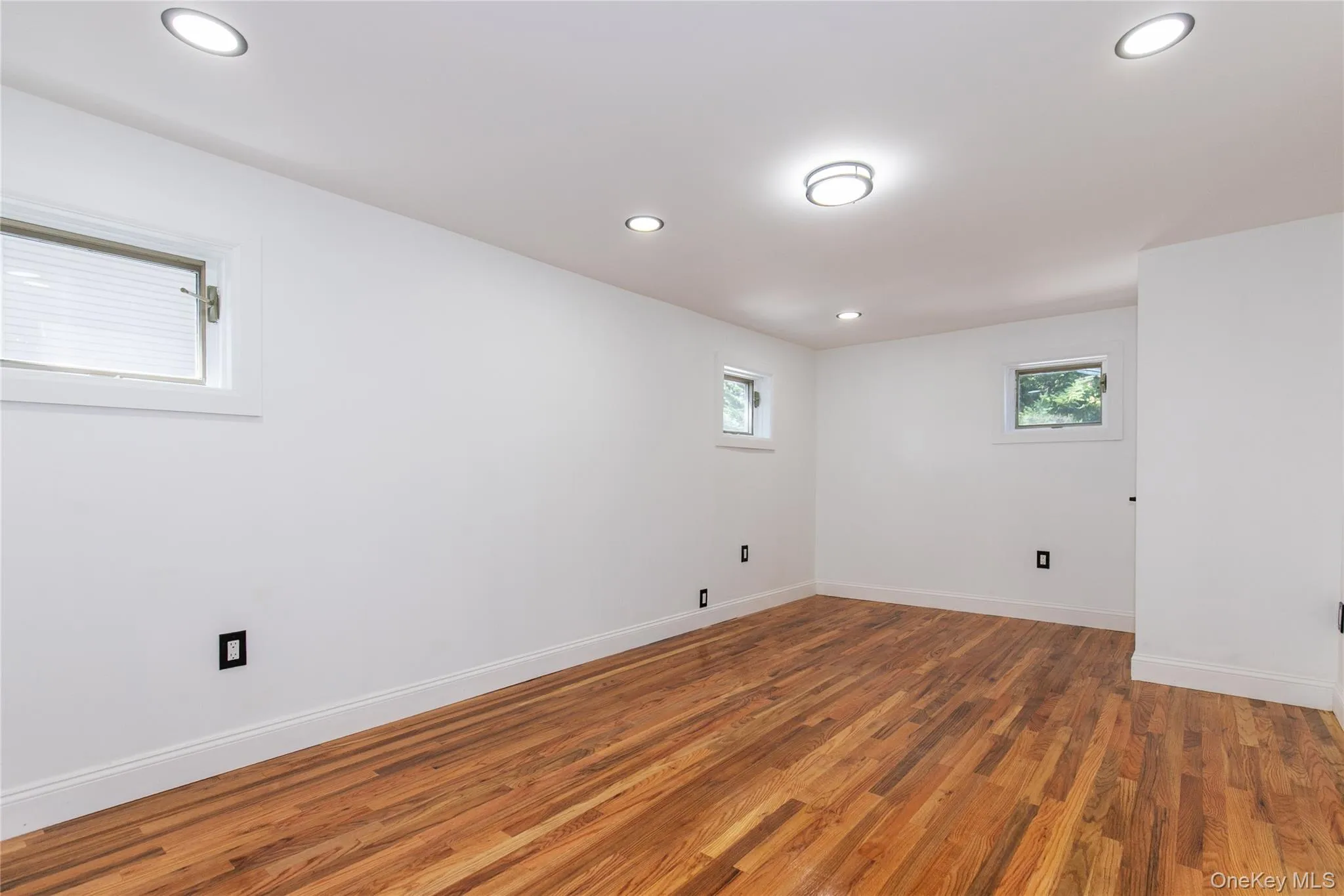 329 Euclid Street, Hempstead, NY, 5 Bedrooms Bedrooms, 9 Rooms Rooms,1 BathroomBathrooms,Residential,For Rent,Euclid,0,1030535 329 Euclid Street, Hempstead, NY, 5 Bedrooms Bedrooms, 9 Rooms Rooms,1 BathroomBathrooms,Residential,For Rent,Euclid,0,1030535