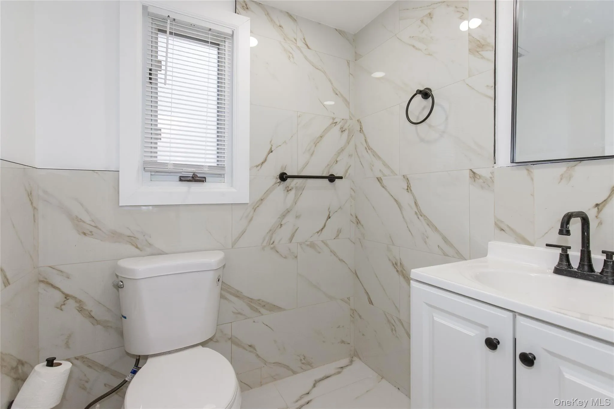 329 Euclid Street, Hempstead, NY, 5 Bedrooms Bedrooms, 9 Rooms Rooms,1 BathroomBathrooms,Residential,For Rent,Euclid,0,1030535 329 Euclid Street, Hempstead, NY, 5 Bedrooms Bedrooms, 9 Rooms Rooms,1 BathroomBathrooms,Residential,For Rent,Euclid,0,1030535