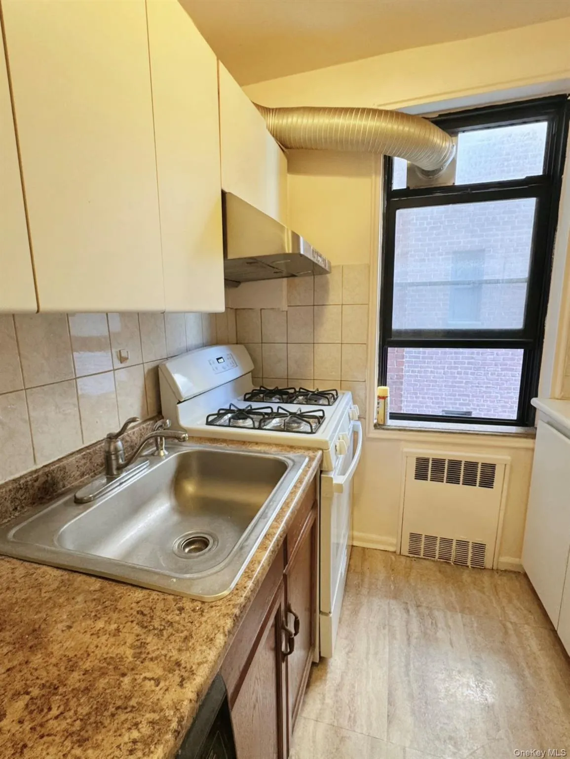 150-29 72nd, New York, NY, 2 Rooms Rooms,1 BathroomBathrooms,Residential,For Rent,72nd,0,1030536 150-29 72nd, New York, NY, 2 Rooms Rooms,1 BathroomBathrooms,Residential,For Rent,72nd,0,1030536