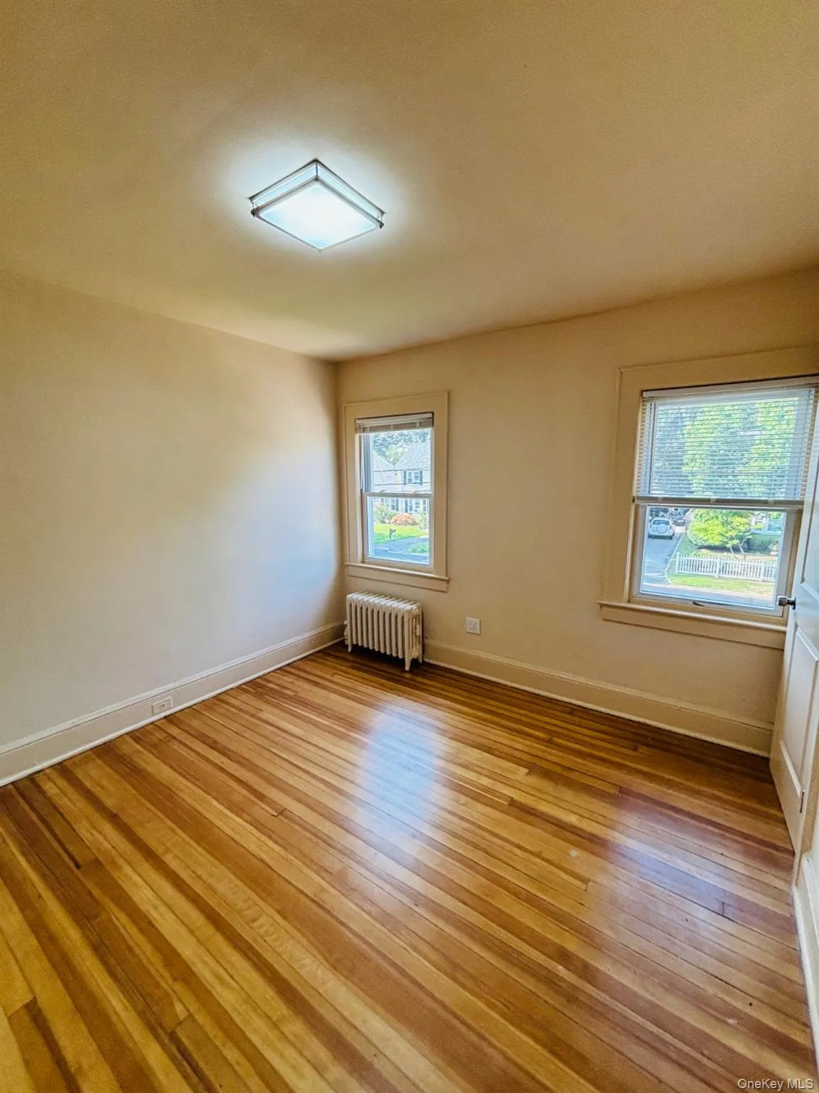 29 Roosevelt Street, Glen Cove, NY, 3 Bedrooms Bedrooms, 6 Rooms Rooms,1 BathroomBathrooms,Residential,For Rent,Roosevelt,0,1030544 29 Roosevelt Street, Glen Cove, NY, 3 Bedrooms Bedrooms, 6 Rooms Rooms,1 BathroomBathrooms,Residential,For Rent,Roosevelt,0,1030544