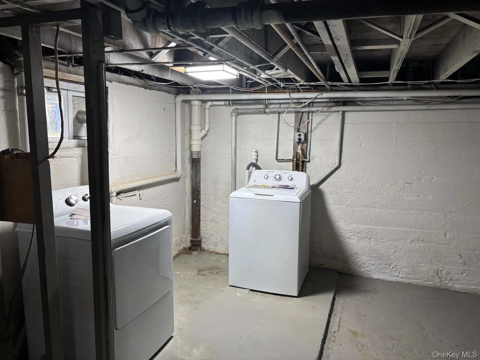 29 Roosevelt Street, Glen Cove, NY, 3 Bedrooms Bedrooms, 6 Rooms Rooms,1 BathroomBathrooms,Residential,For Rent,Roosevelt,0,1030544 29 Roosevelt Street, Glen Cove, NY, 3 Bedrooms Bedrooms, 6 Rooms Rooms,1 BathroomBathrooms,Residential,For Rent,Roosevelt,0,1030544